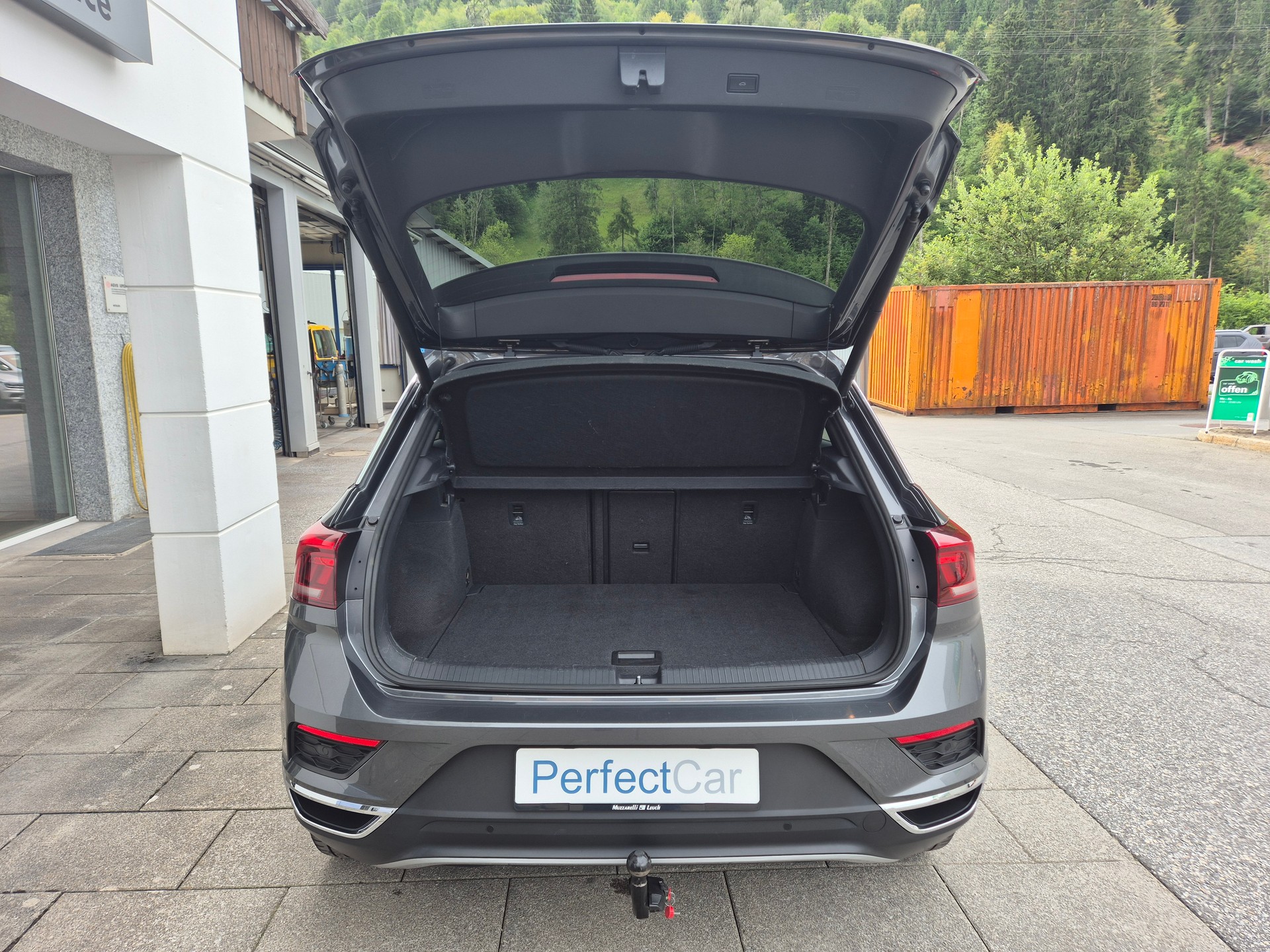 VW T-Roc 2.0 TSI Sport DSG 4Motion-image-13