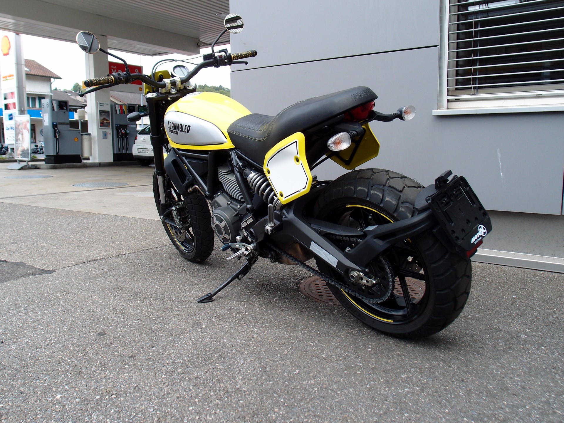 DUCATI SCRAMBLER 800-image-6