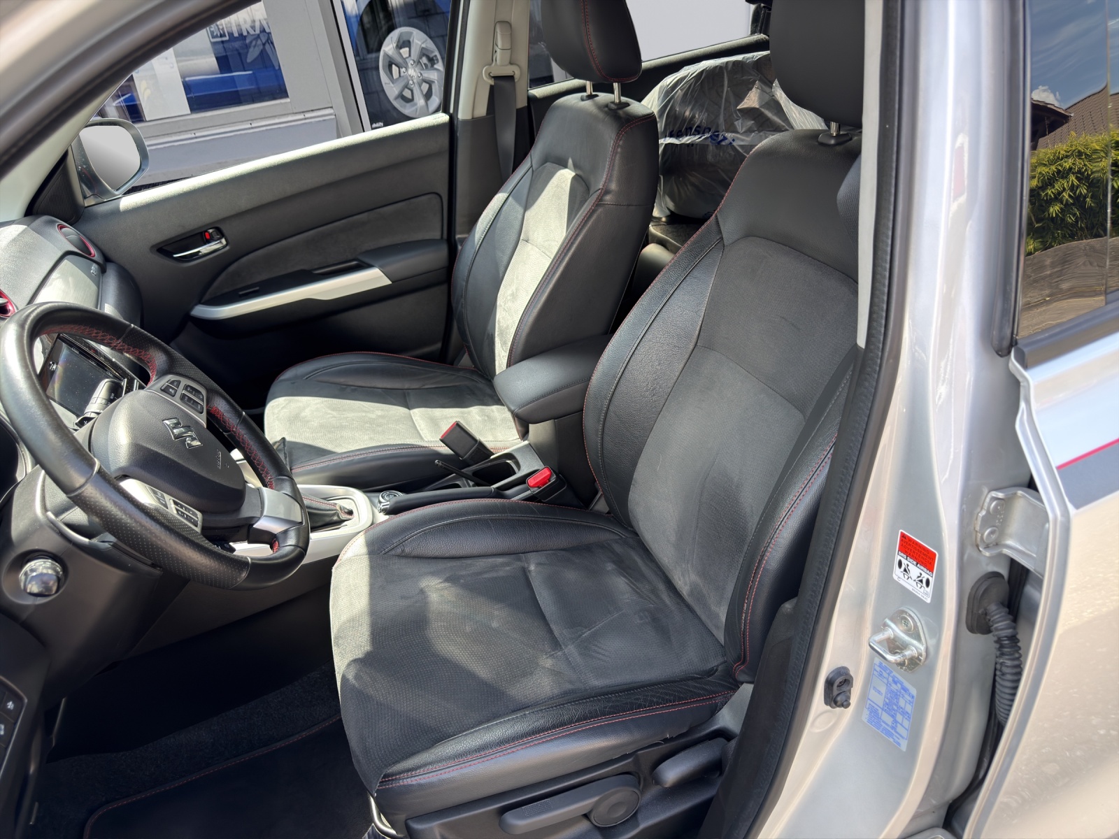 SUZUKI Vitara 1.4 Boosterjet Piz Sulai Top Automatic-image-9