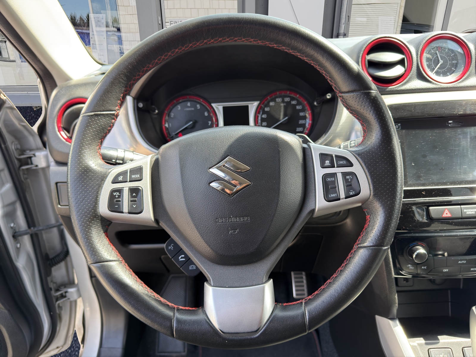 SUZUKI Vitara 1.4 Boosterjet Piz Sulai Top Automatic-image-10