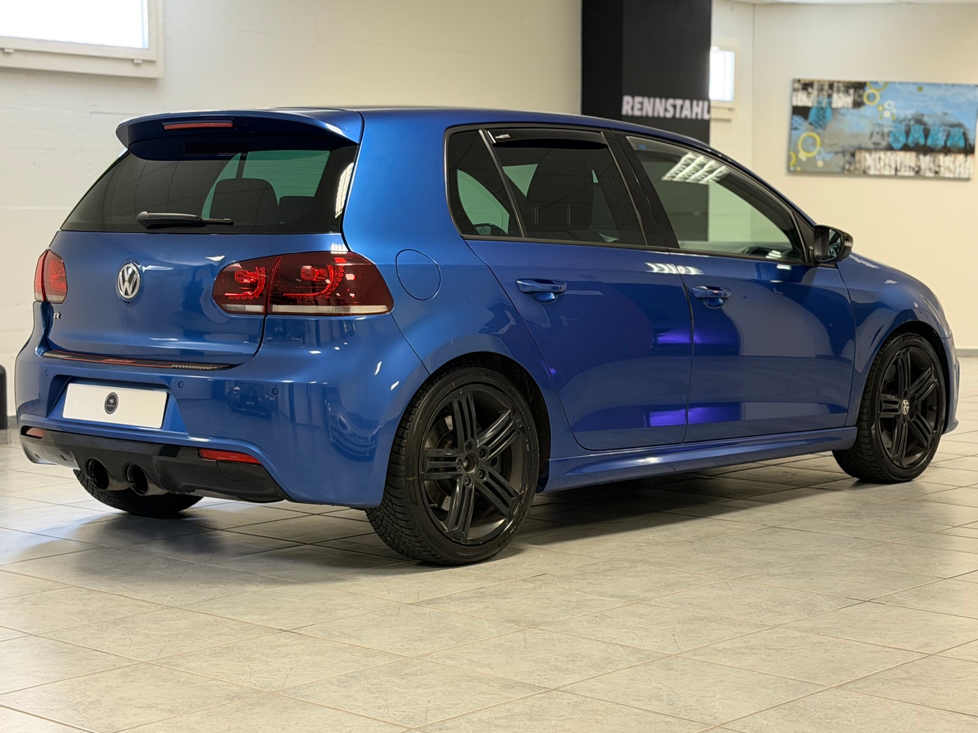 VW Golf 2.0 TSI R 4Motion-image-22