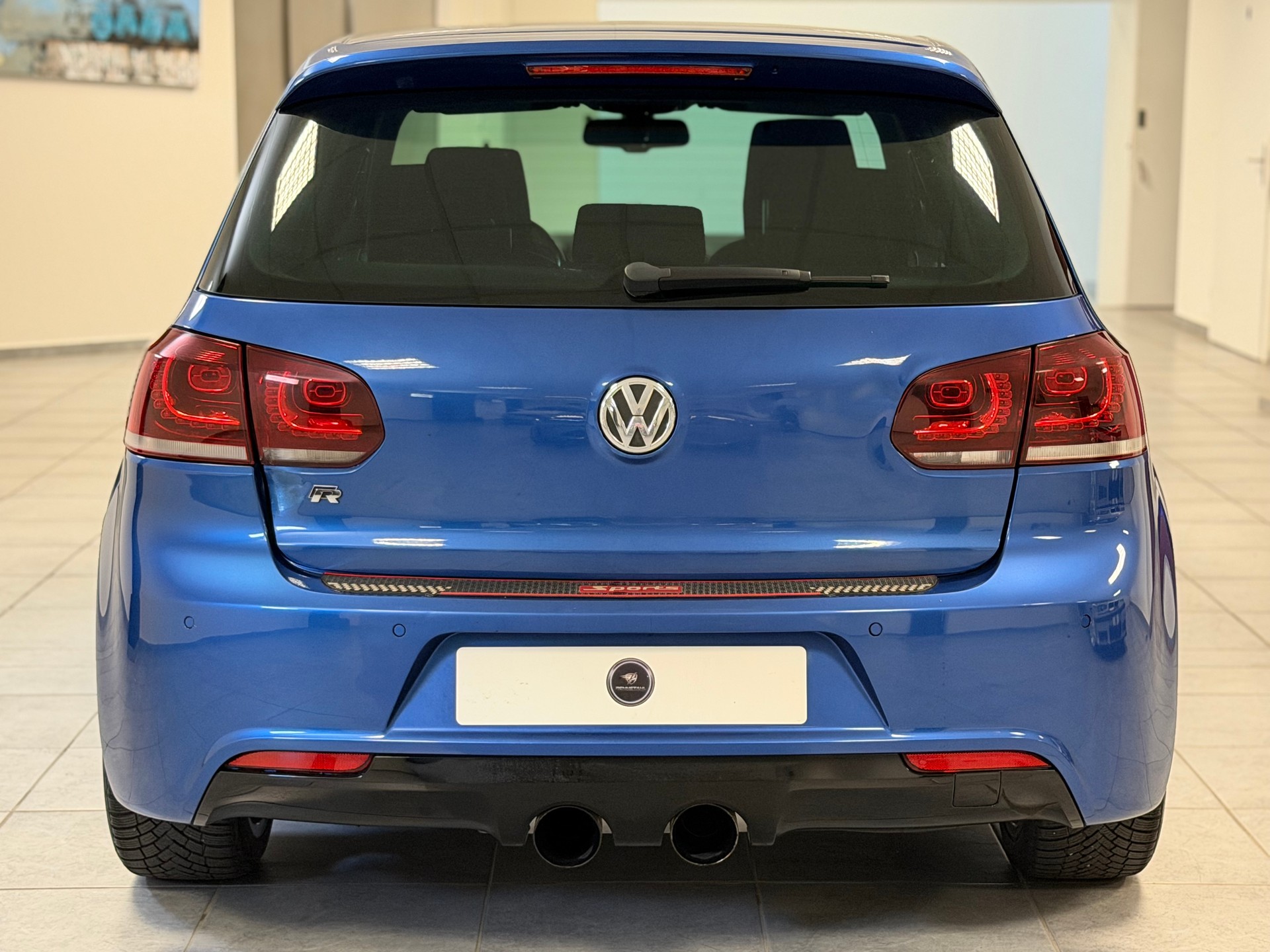 VW Golf 2.0 TSI R 4Motion-image-21