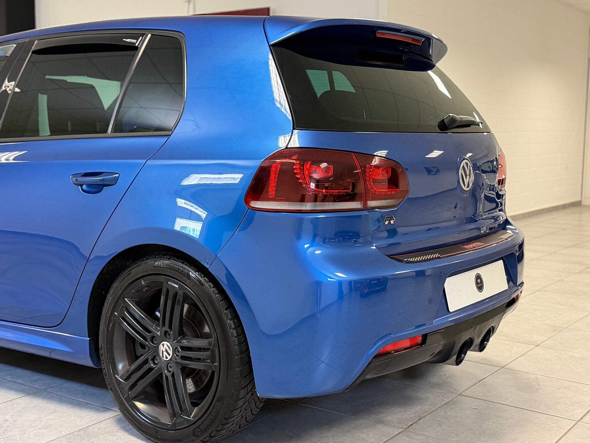 VW Golf 2.0 TSI R 4Motion-image-19
