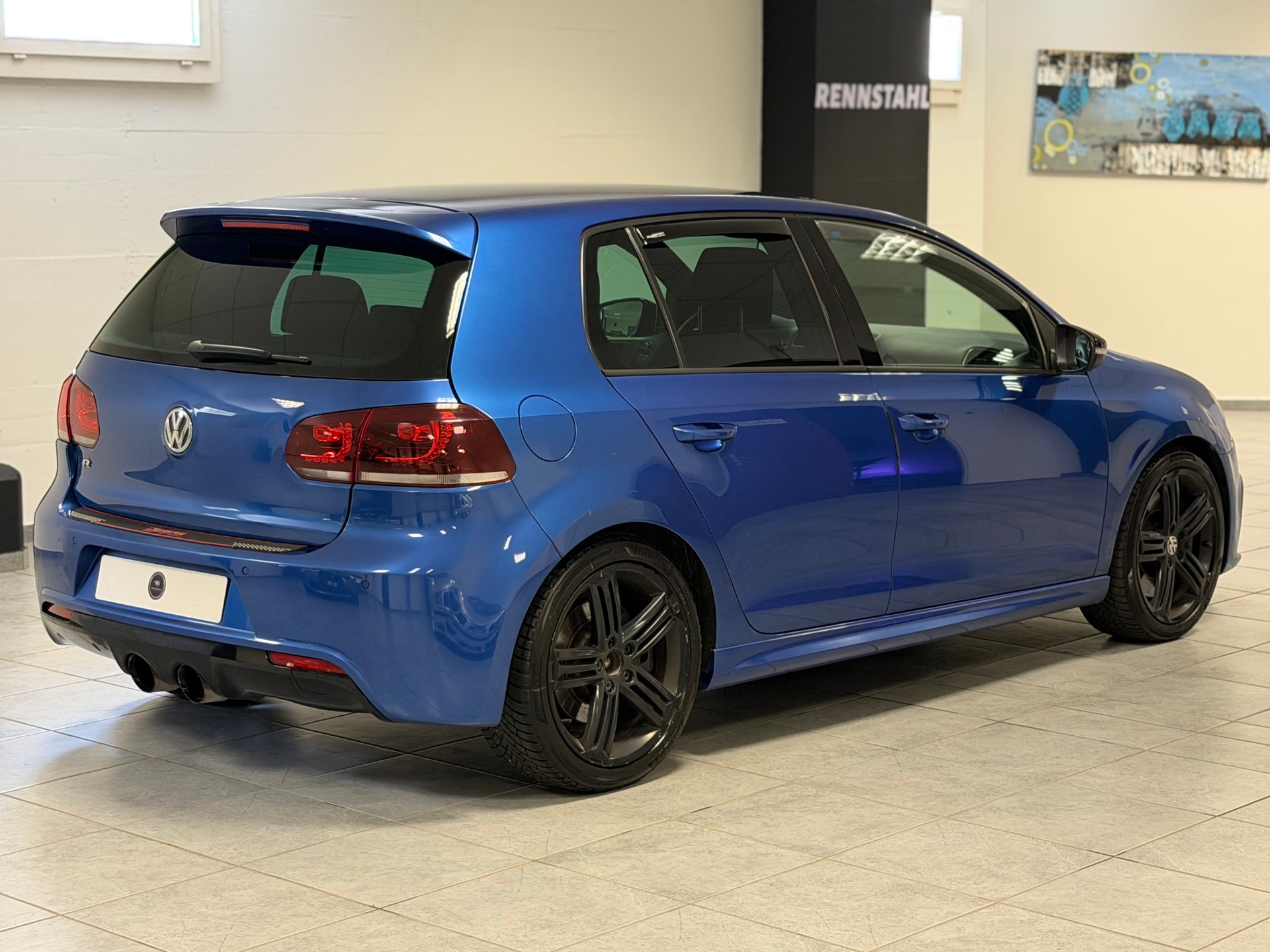 VW Golf 2.0 TSI R 4Motion-image-23