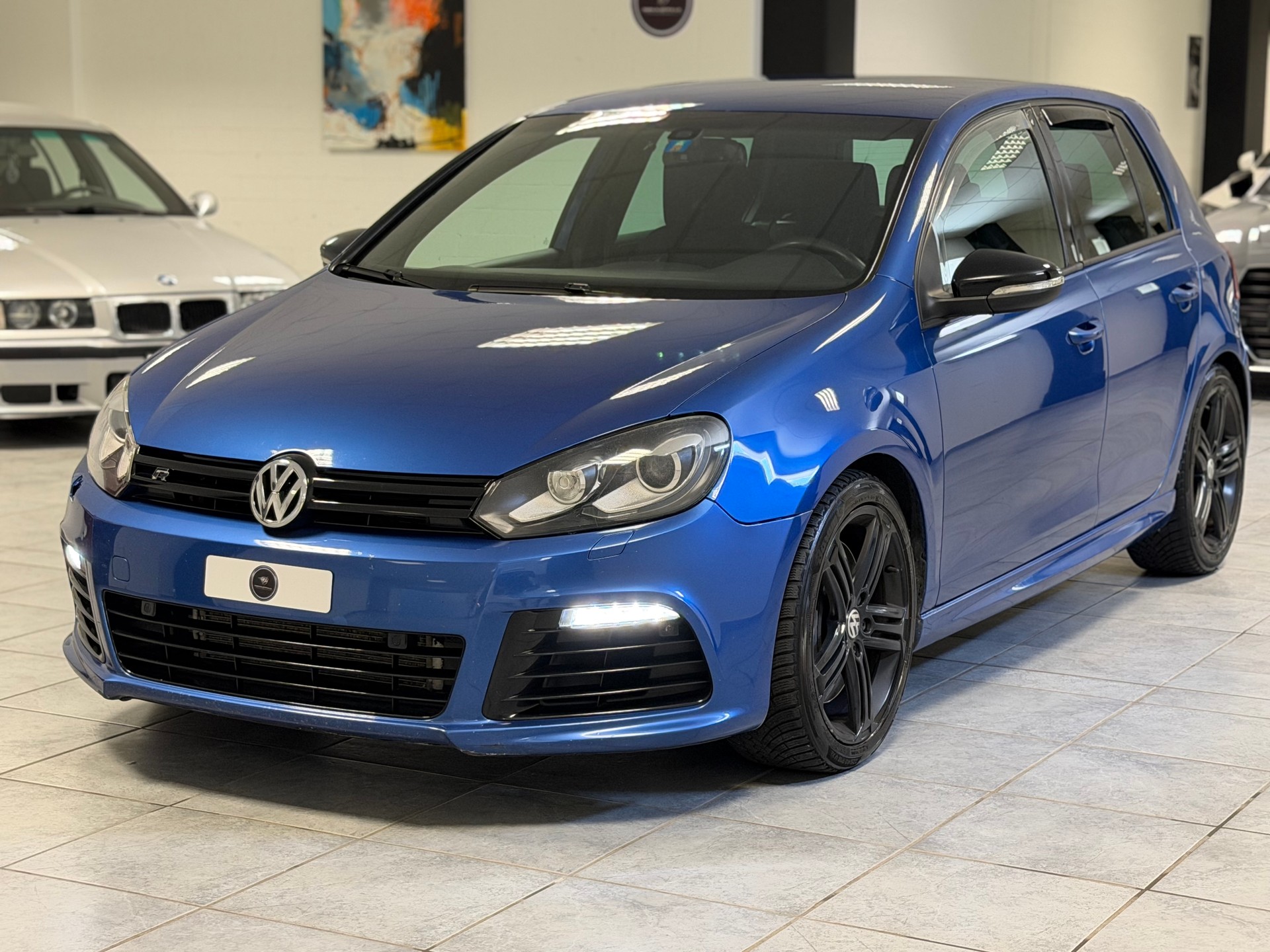 VW Golf 2.0 TSI R 4Motion-image-25