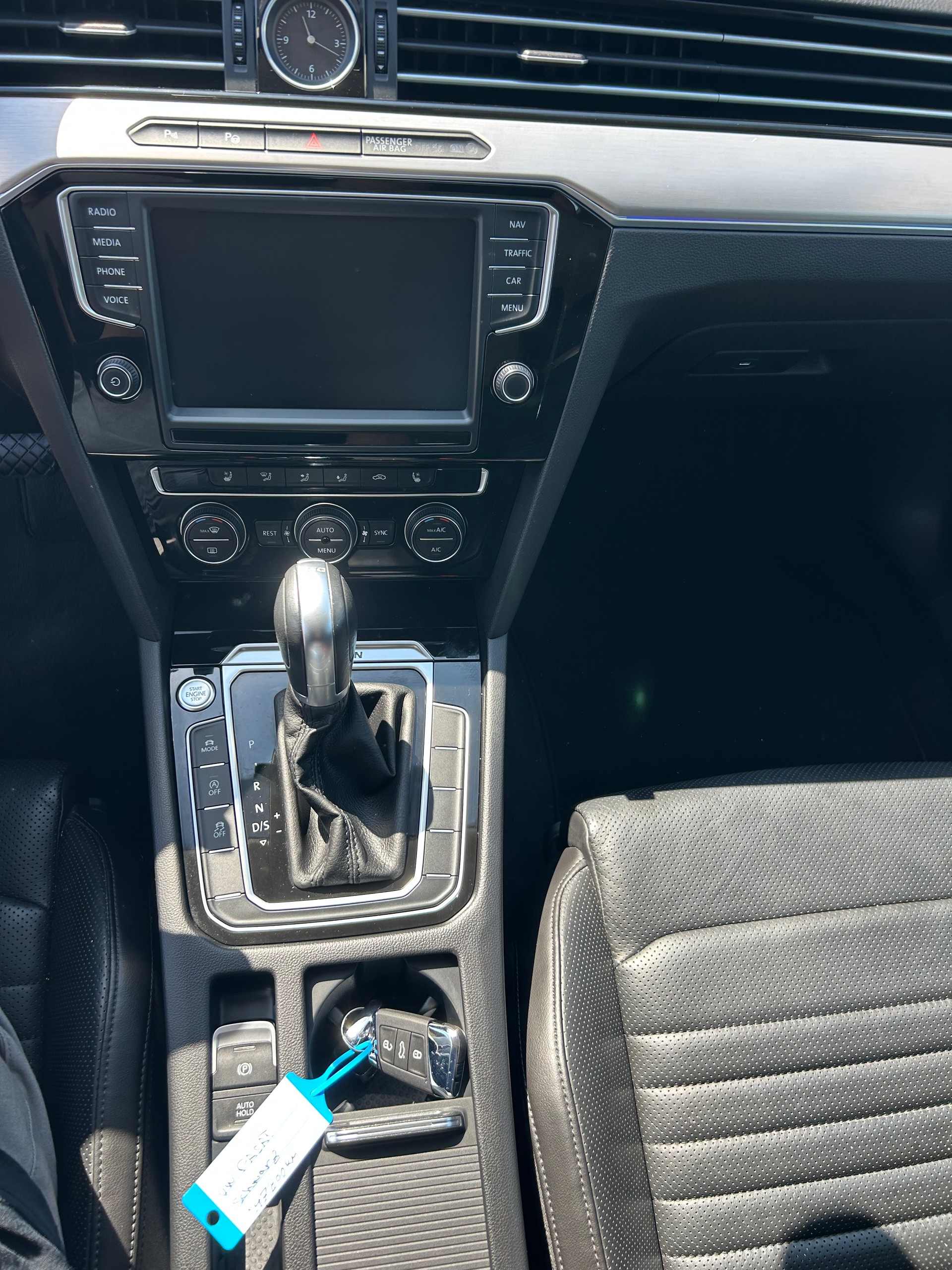 VW Passat Variant 2.0 TDI BMT High. DSG 4Motion-image-16