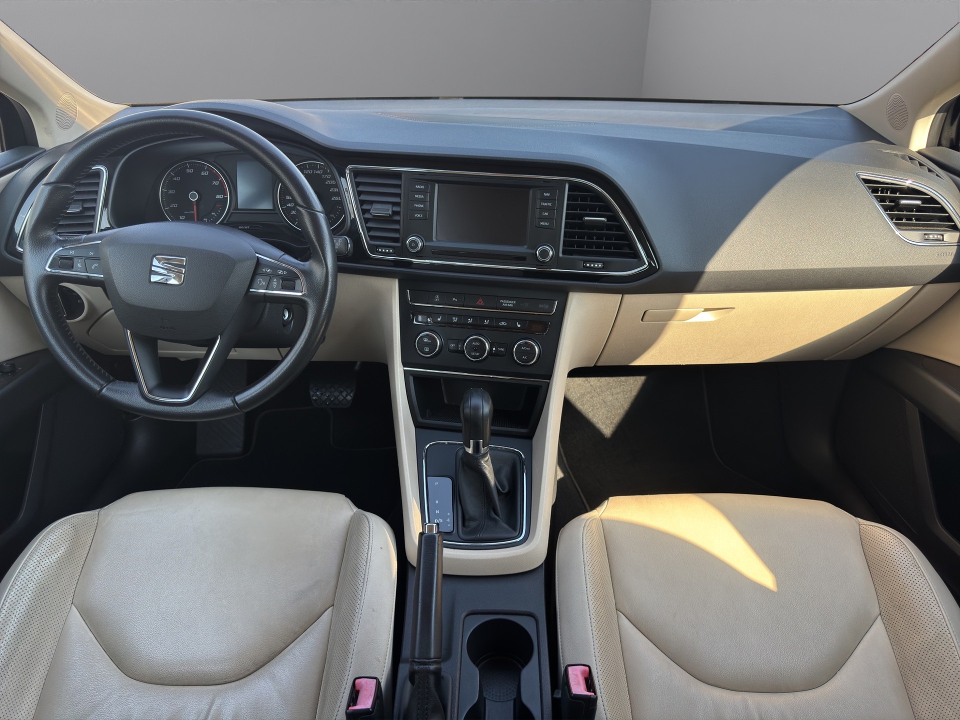 SEAT Leon 1.2 TSI Style DSG-image-15
