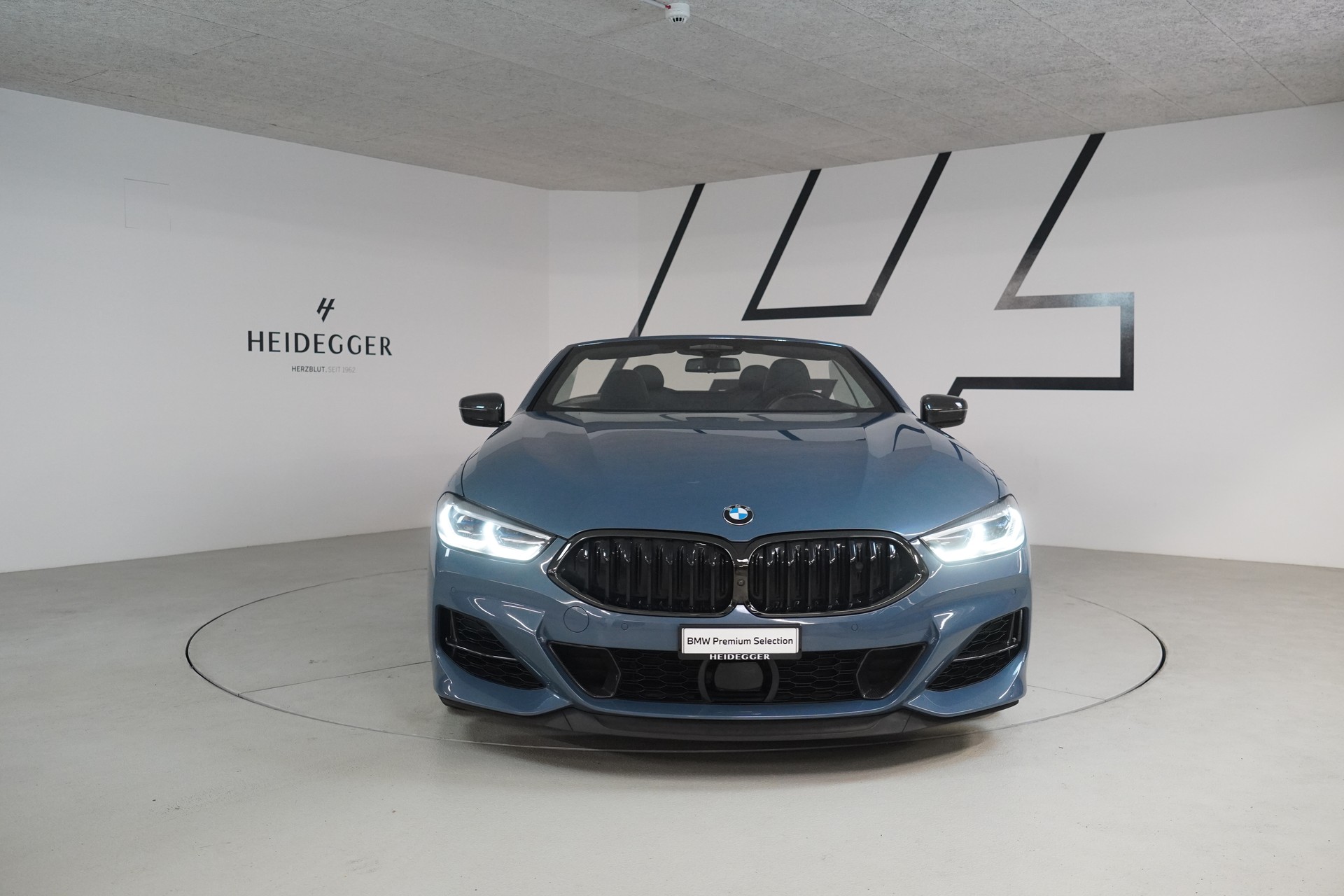 BMW M850i xDrive Steptronic-image-9
