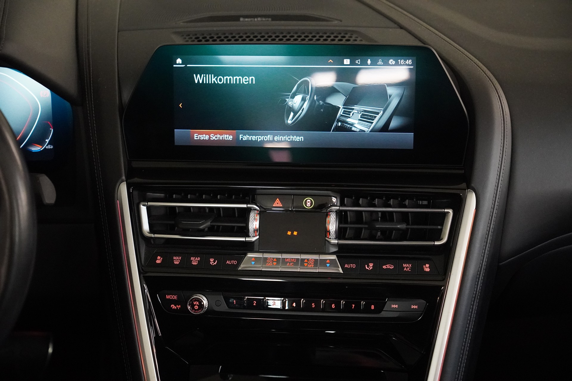 BMW M850i xDrive Steptronic-image-26