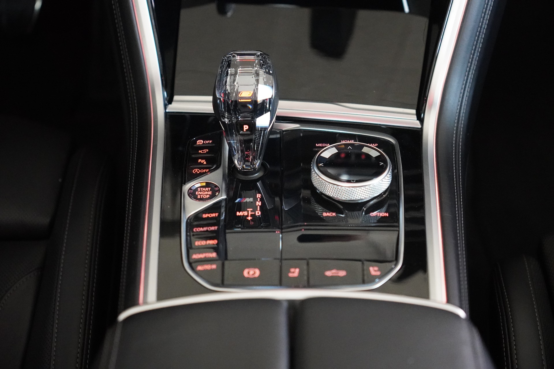 BMW M850i xDrive Steptronic-image-27