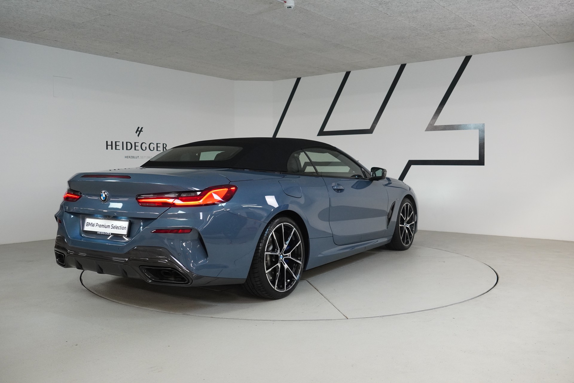 BMW M850i xDrive Steptronic-image-6