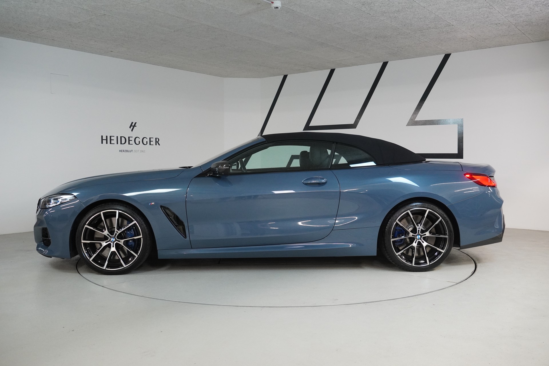 BMW M850i xDrive Steptronic-image-3