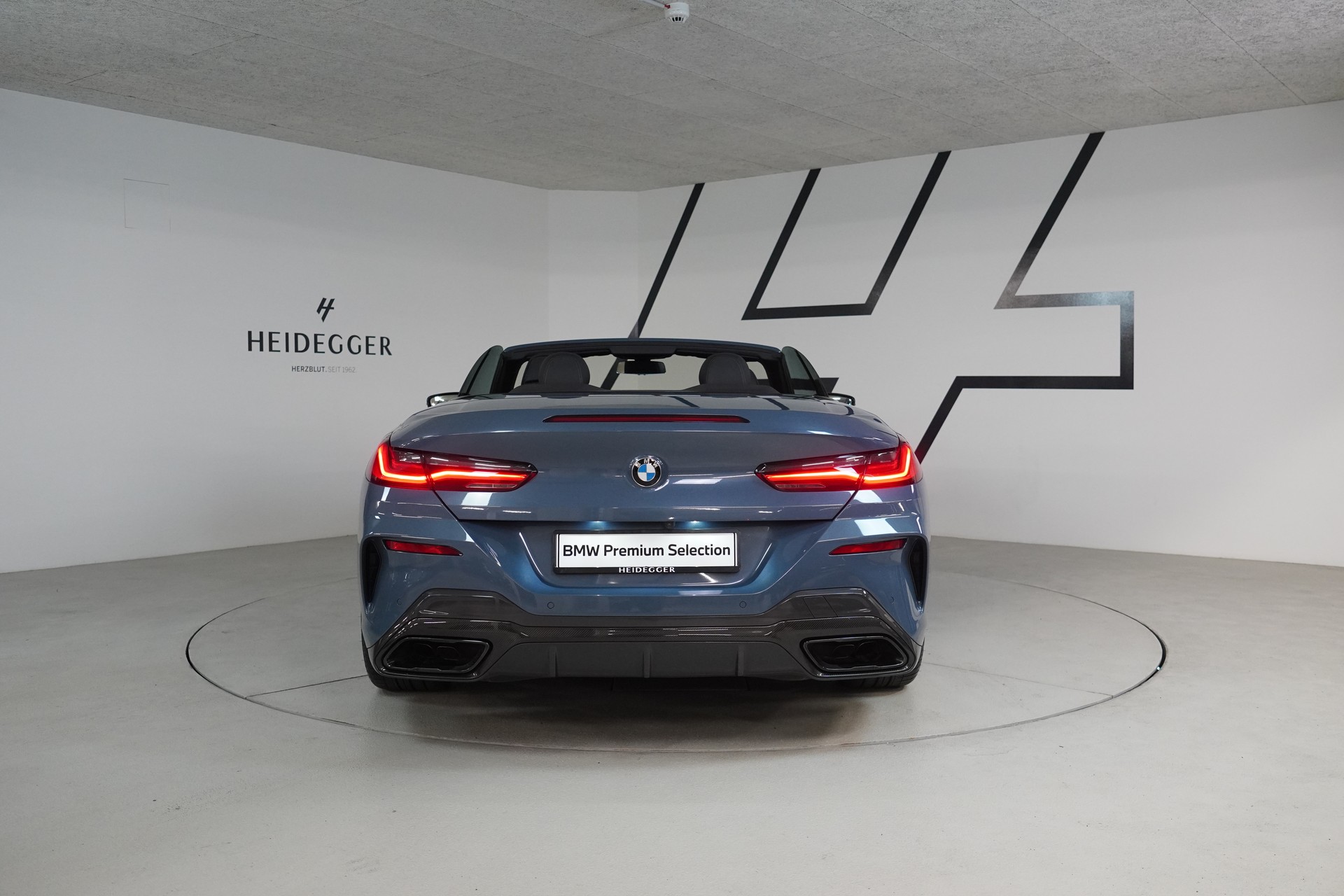 BMW M850i xDrive Steptronic-image-13