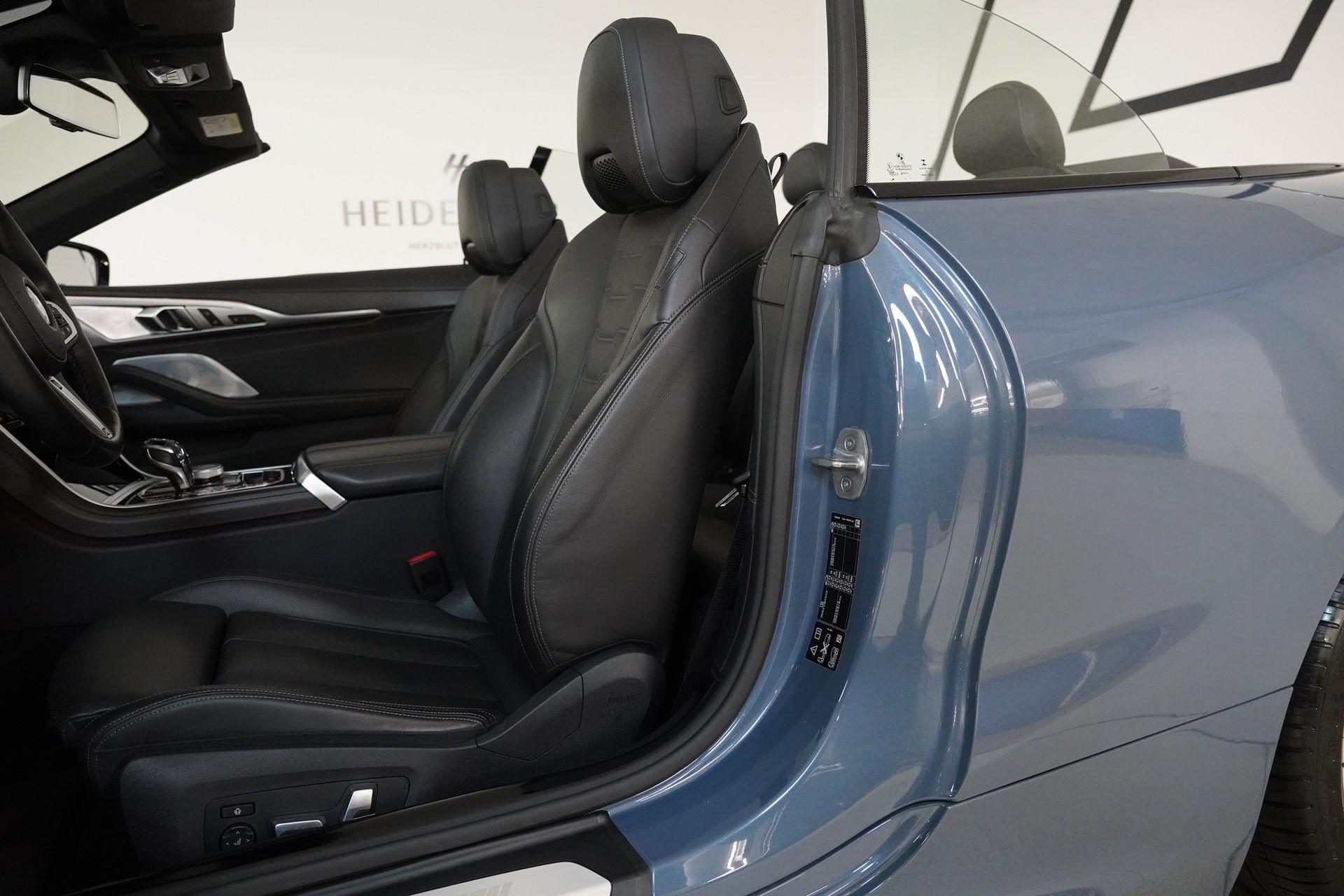 BMW M850i xDrive Steptronic-image-18