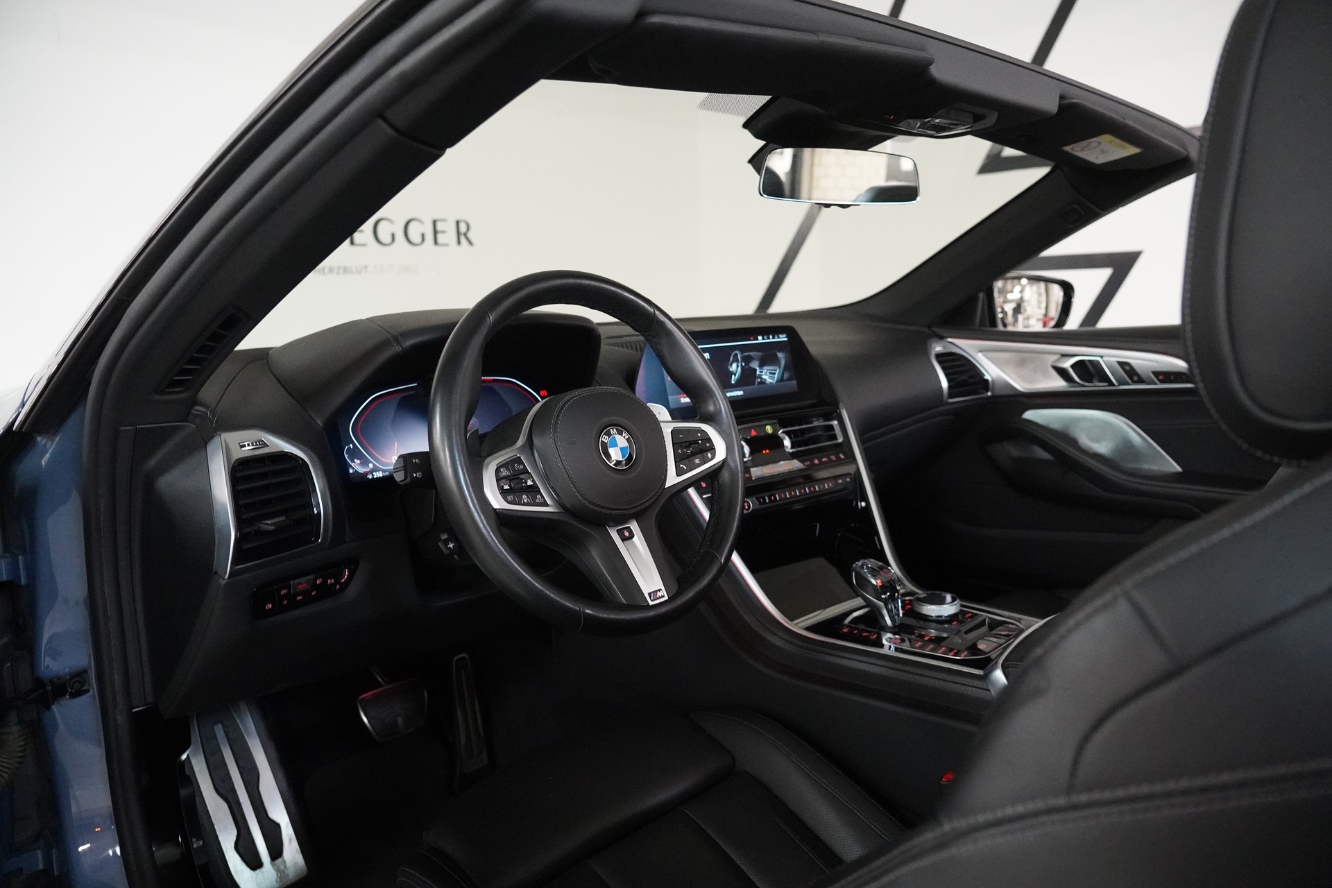 BMW M850i xDrive Steptronic-image-30