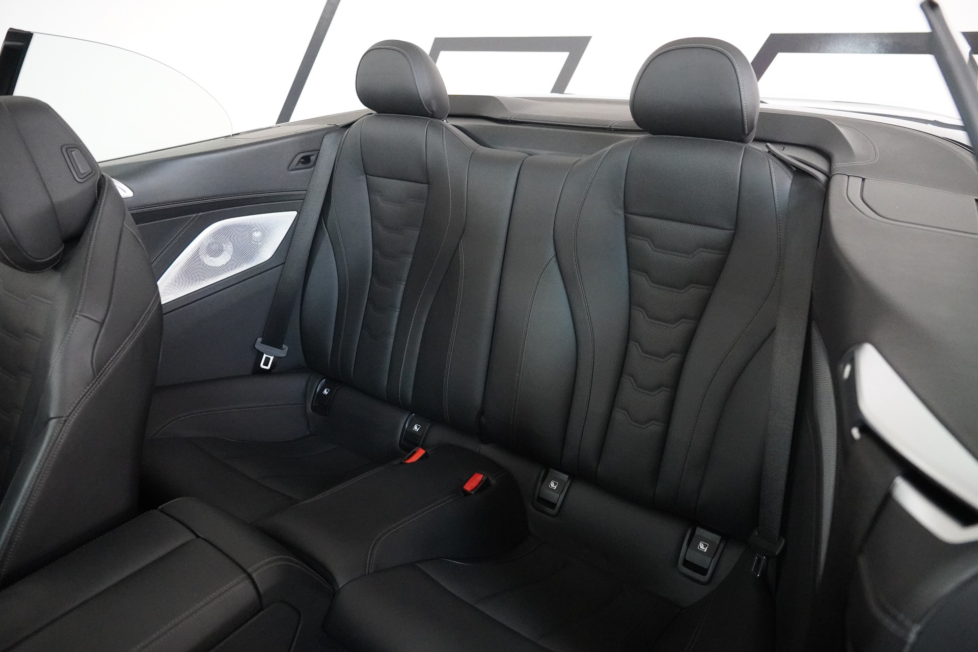 BMW M850i xDrive Steptronic-image-20