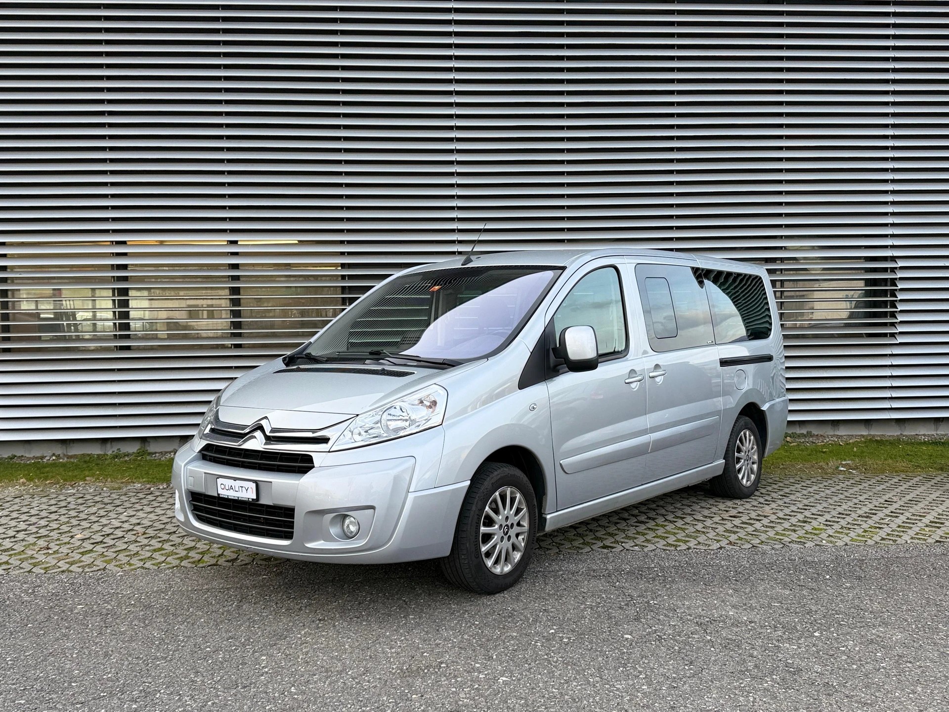 CITROEN Jumpy 2.0 HDi L2H1 Exclusive A-image-11
