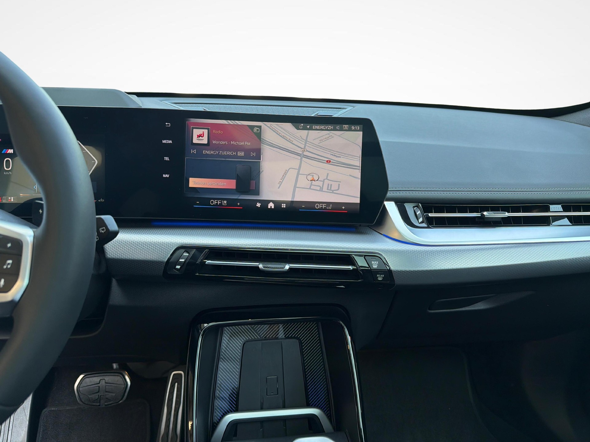 BMW X1 20d xDrive paddles-image-14