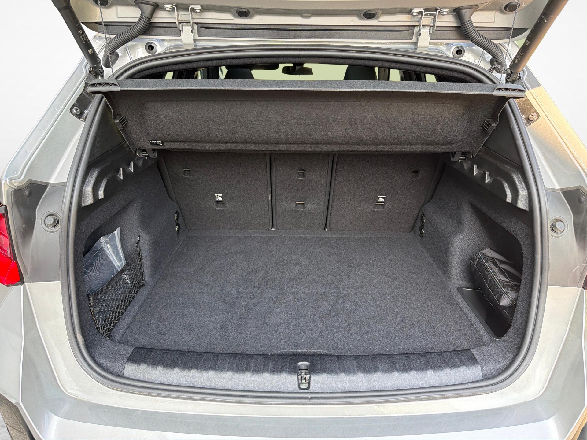 BMW X1 20d xDrive paddles-image-19