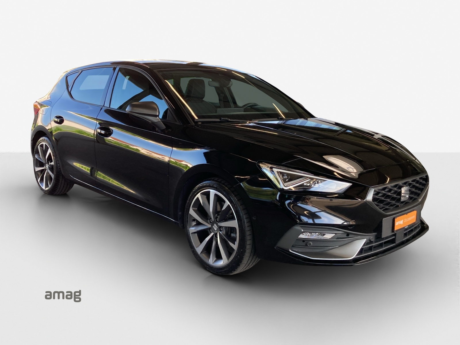 SEAT Leon 1.5 eTSI mHEV DSG FR-image-5