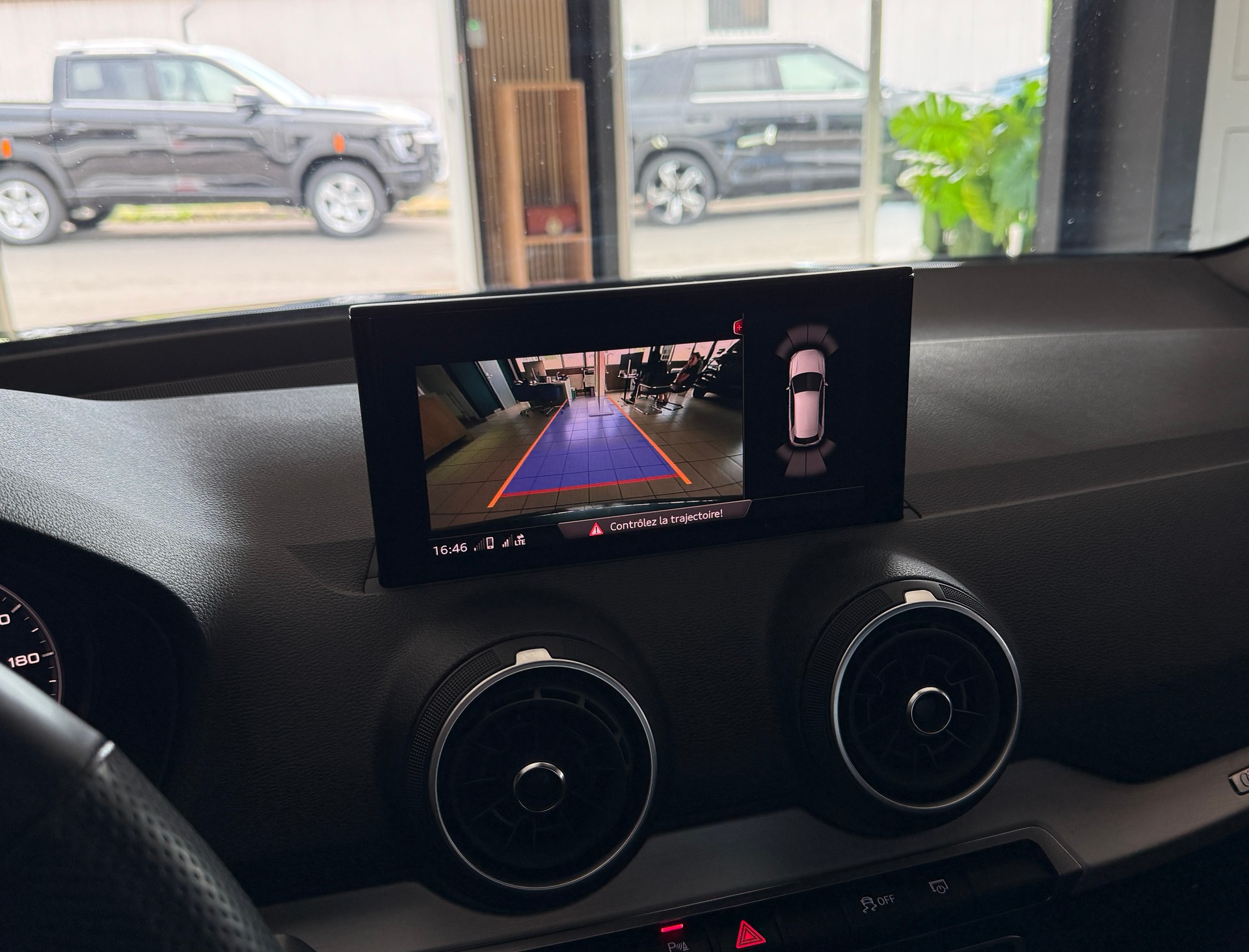 AUDI Q2 35 TFSI Sport Attraction S-tronic-image-9