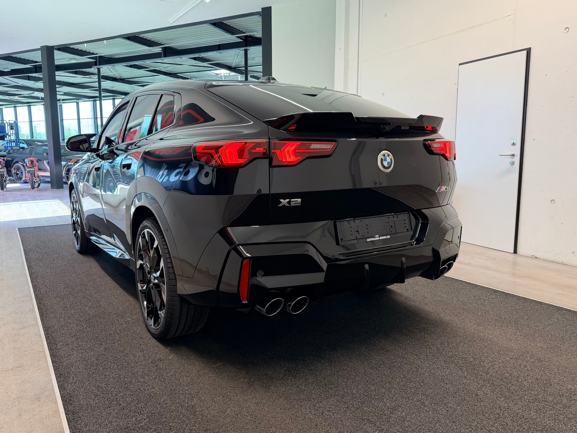 BMW X2 xDrive M35i-image-7