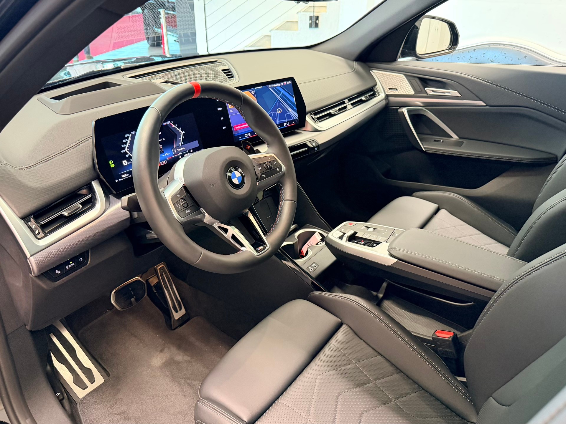 BMW X2 xDrive M35i-image-10