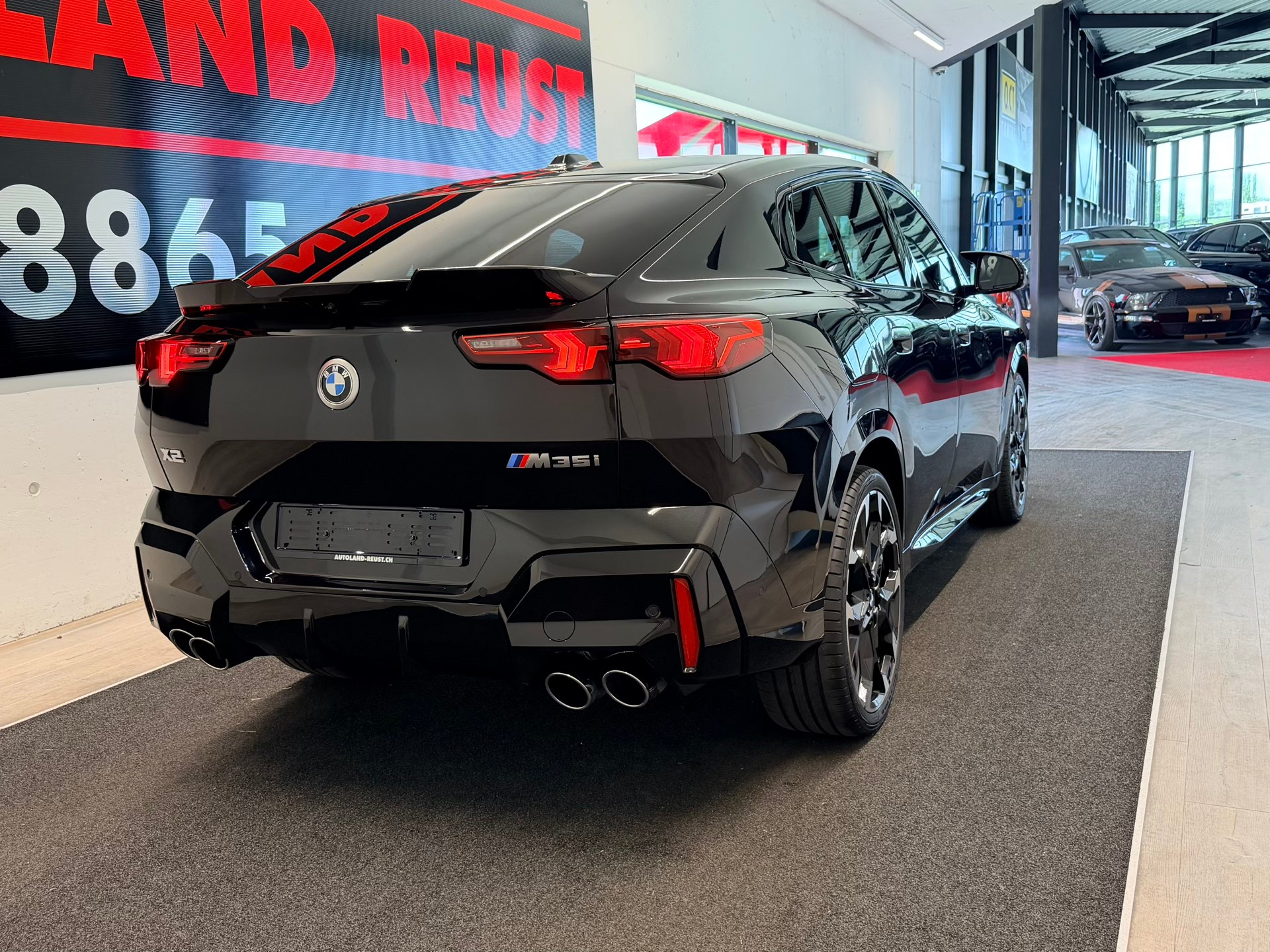 BMW X2 xDrive M35i-image-6
