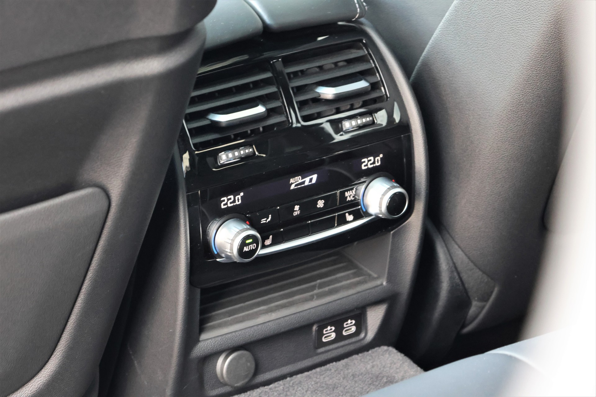 BMW 545e xDrive M Sport Steptronic (CH)-image-13
