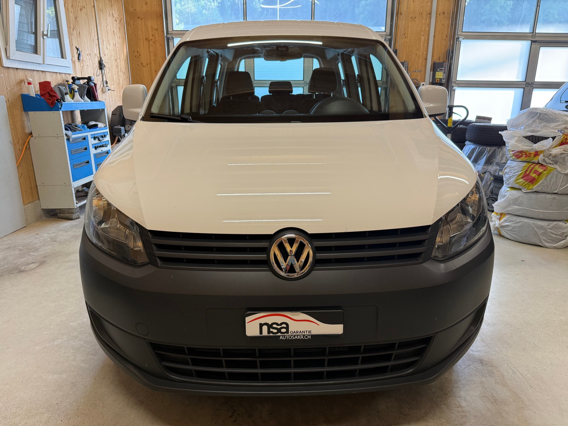 VW Caddy 2.0 TDI 4Motion Trendline-image-1