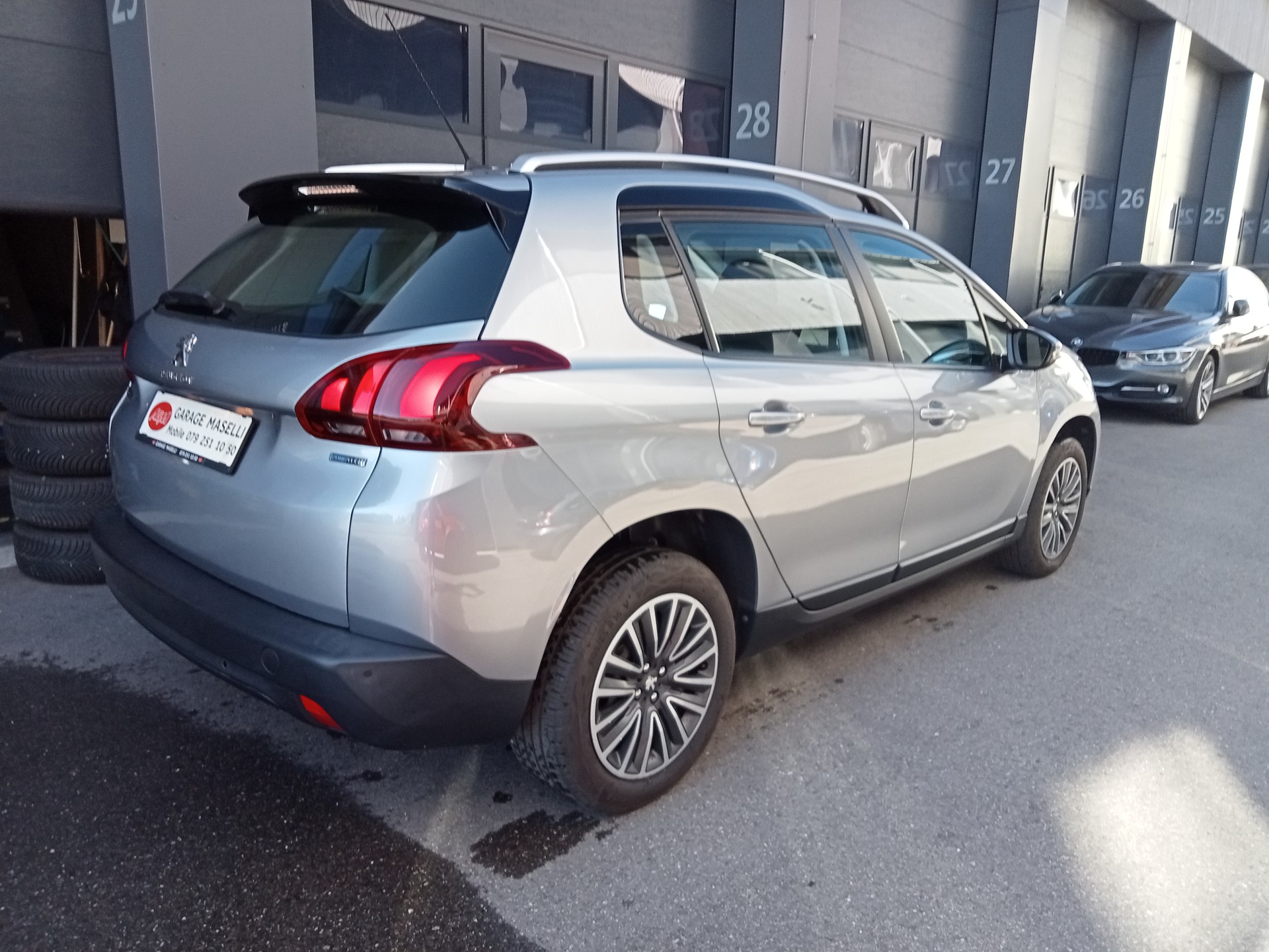 PEUGEOT 2008 1.2 PureTech Active ETG5-image-5