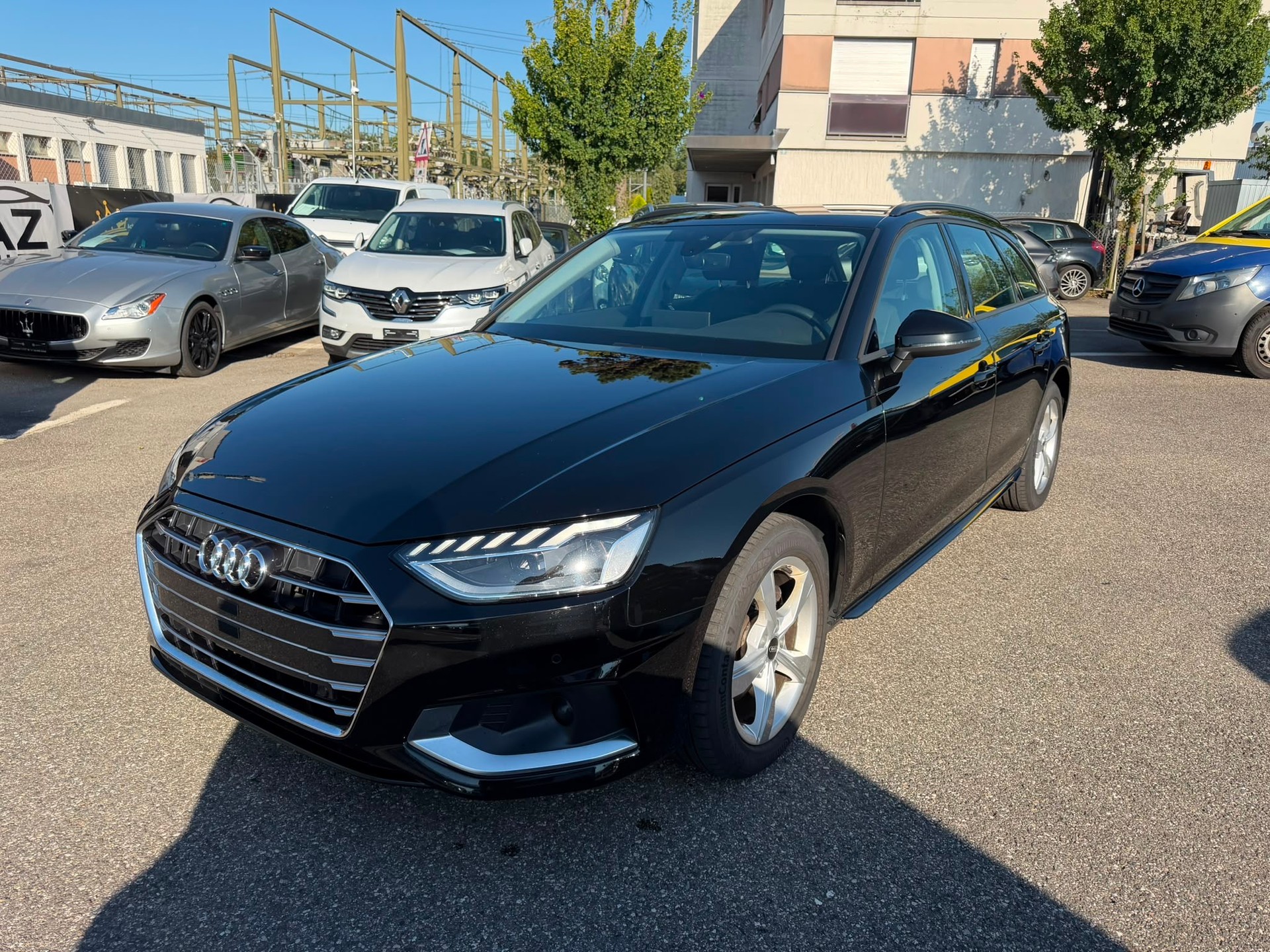 AUDI A4 Avant 35 TDI advanced S-tronic-image-1