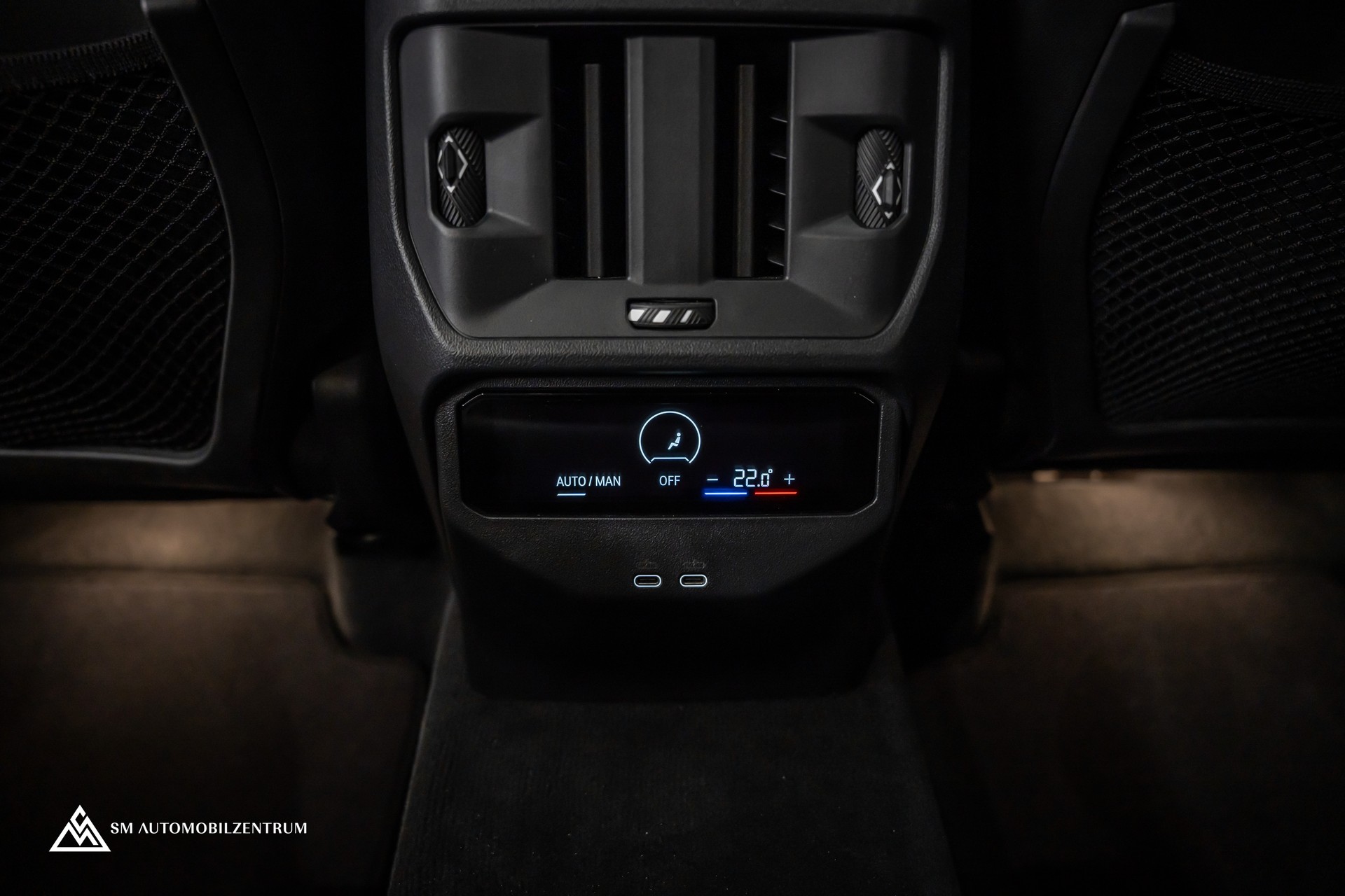 BMW X3 M50i 48V M Sport Pro / Panorama / 360° / Anhängerkupplung-image-22