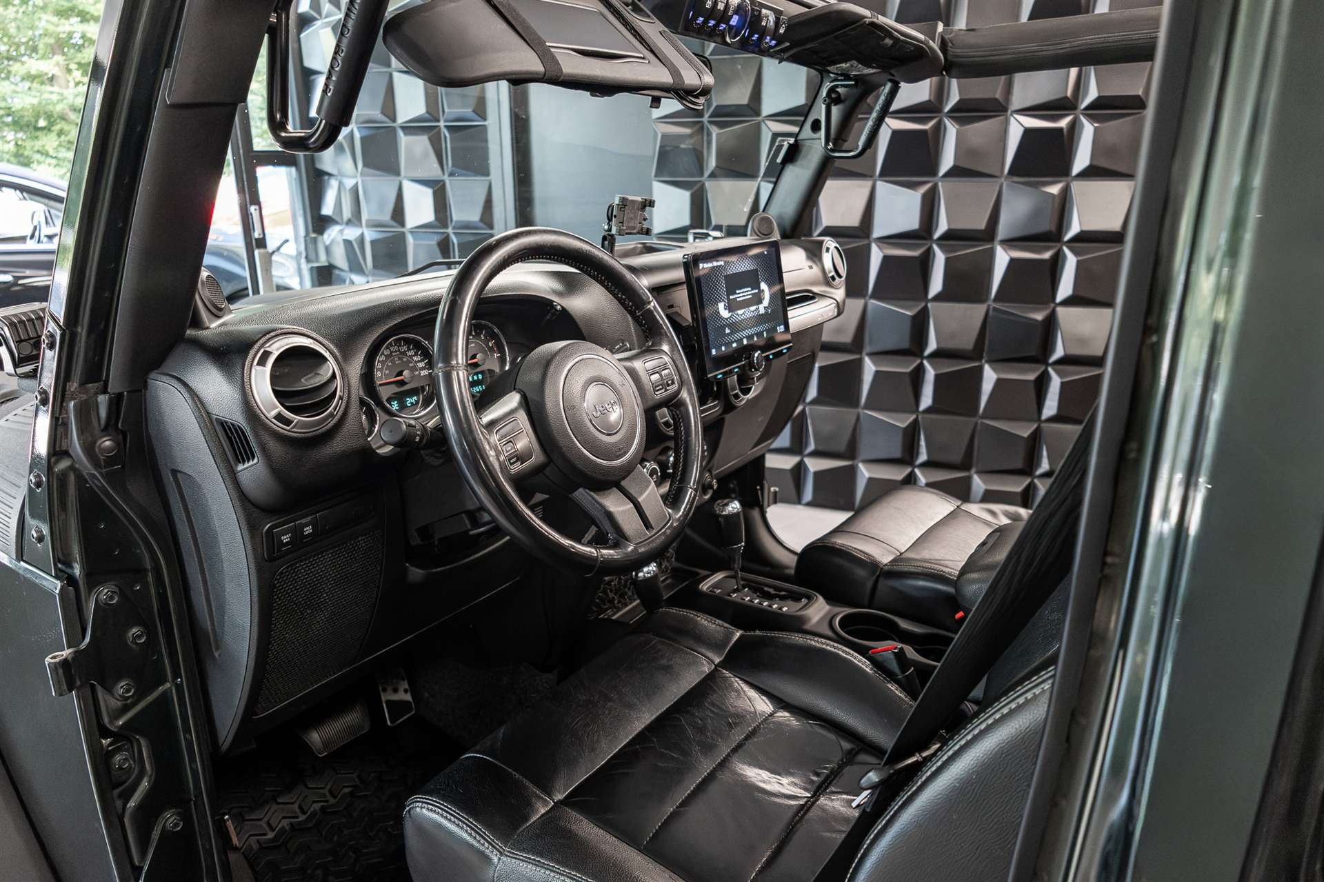 JEEP Wrangler 3.8 Unlimited Rubicon Automatic-image-11