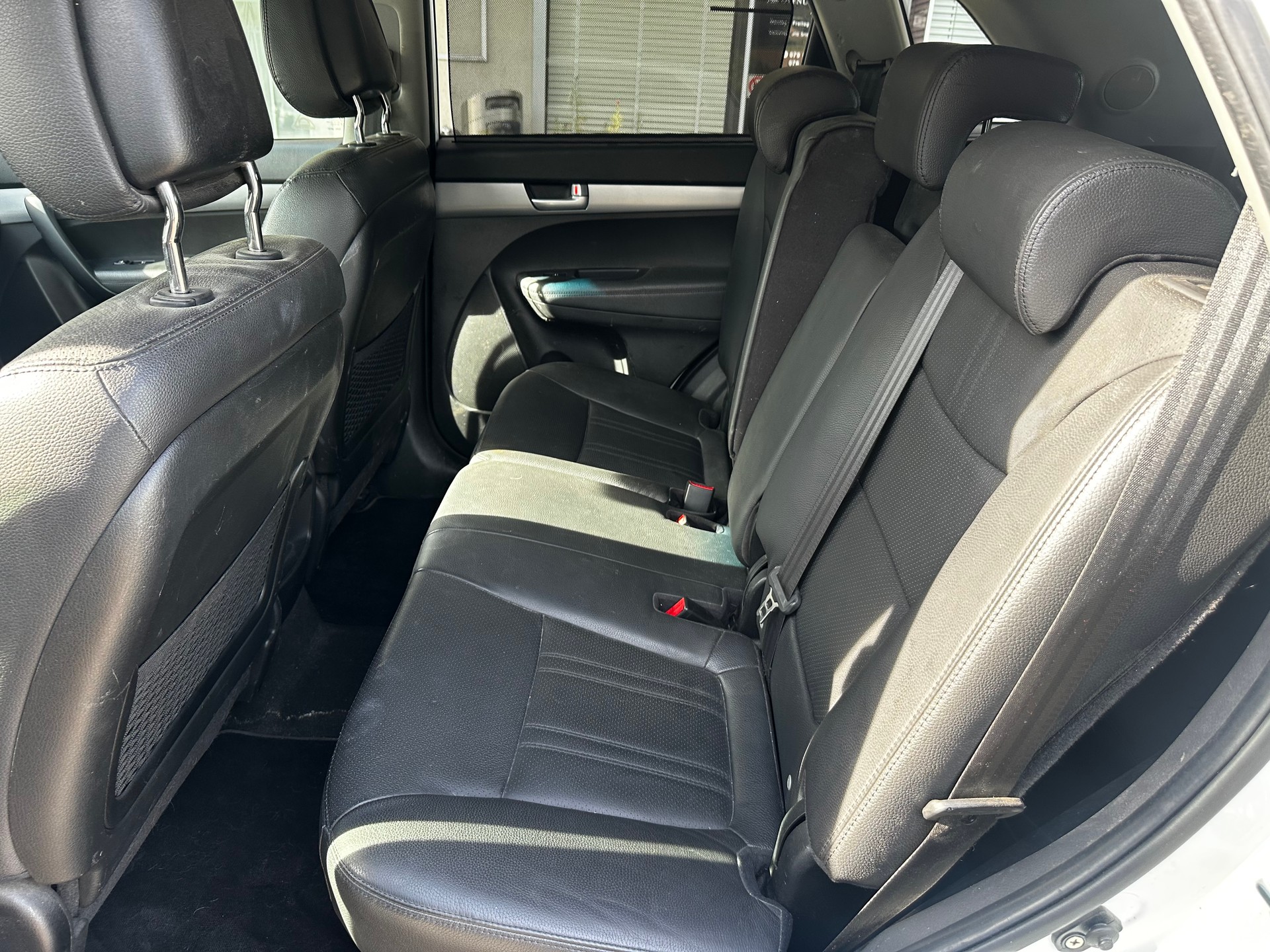 KIA Sorento 2.2 CRDI Style Automatic-image-7