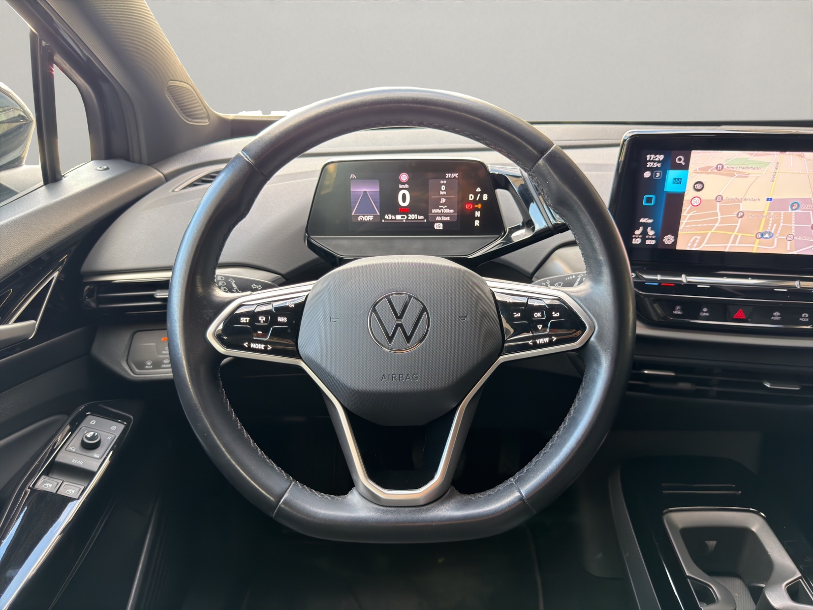 VW ID.4 Pro Performance 77 kWh-image-10