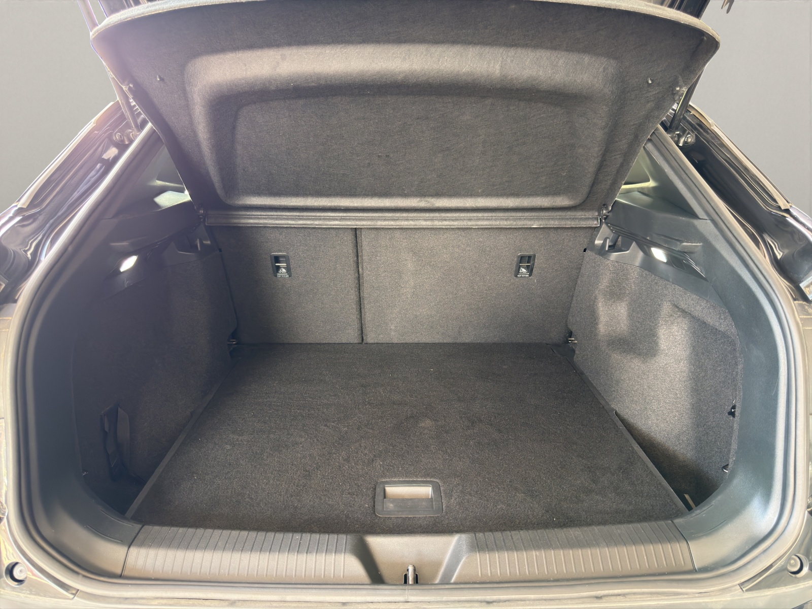 VW ID.4 Pro Performance 77 kWh-image-15