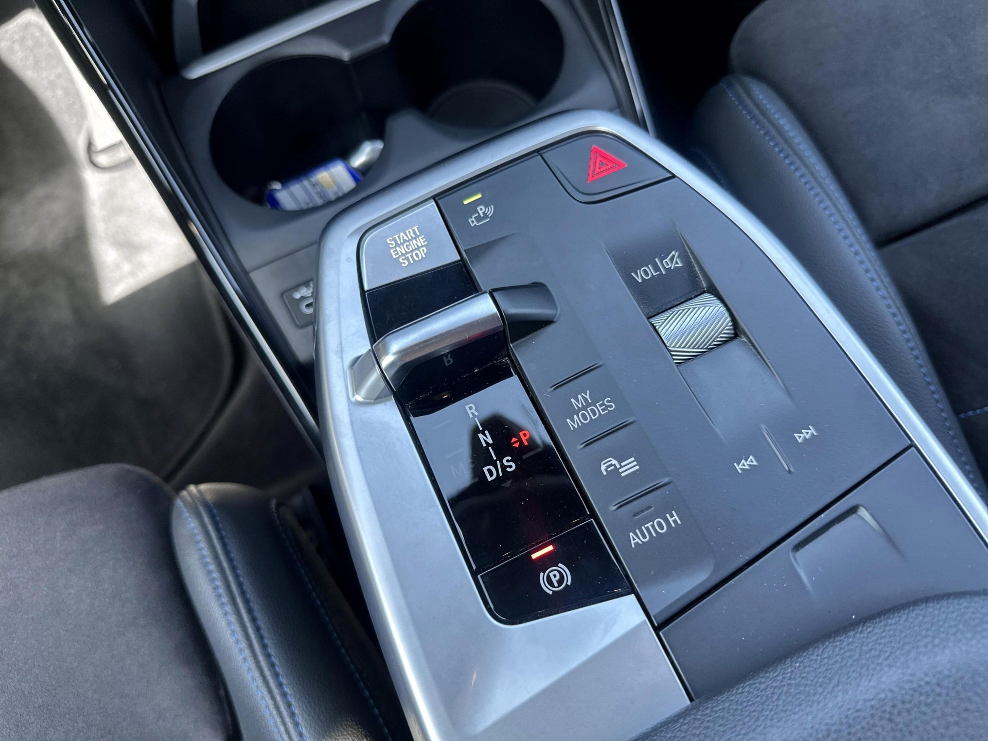 BMW 230e xDrive M Sport-image-7