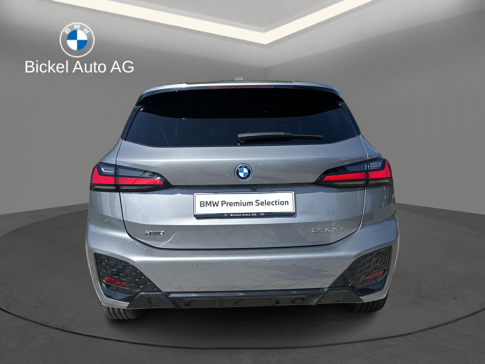 BMW 230e xDrive M Sport-image-4