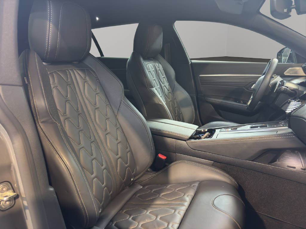PEUGEOT 508 SW 1.6 Plug-in Hybrid GT-image-10