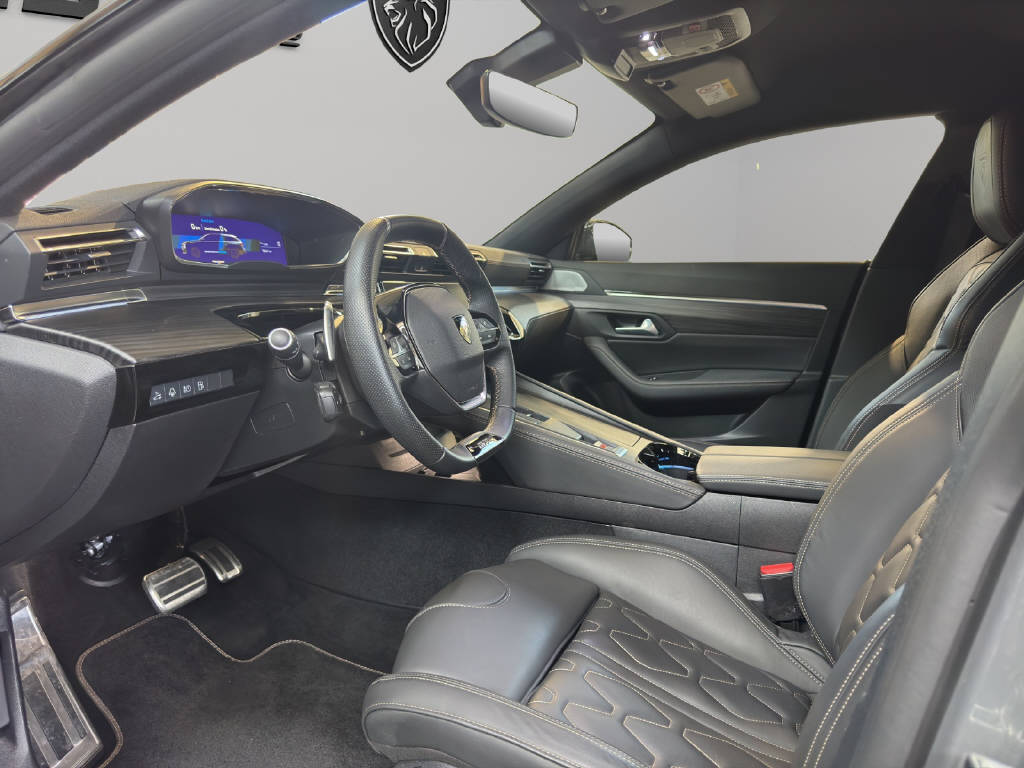 PEUGEOT 508 SW 1.6 Plug-in Hybrid GT-image-8