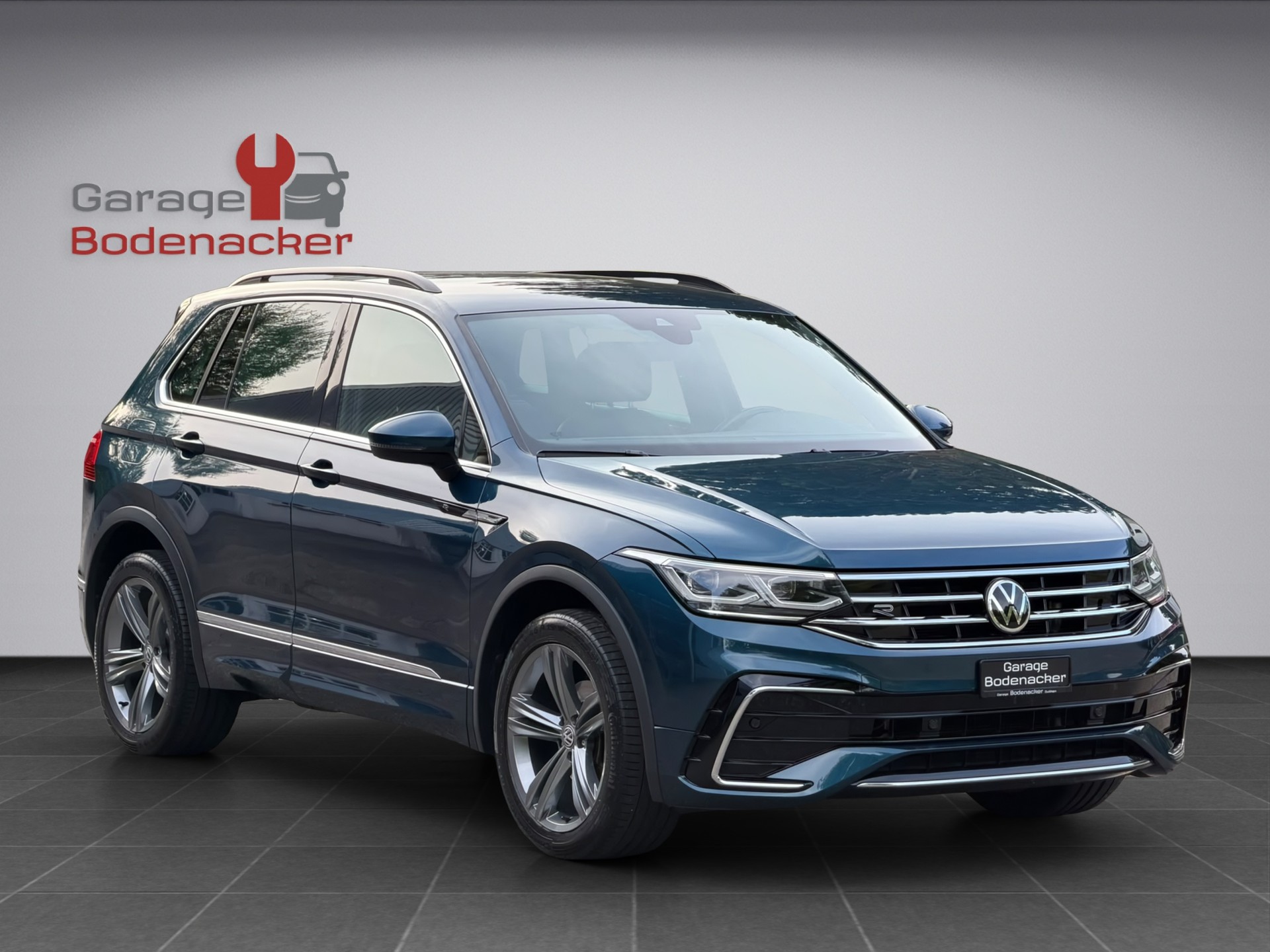 VW Tiguan 2.0 TDI SCR R-Line 4Motion DSG * Facelift * Diesel * AHK * R Sport Line *-image-6