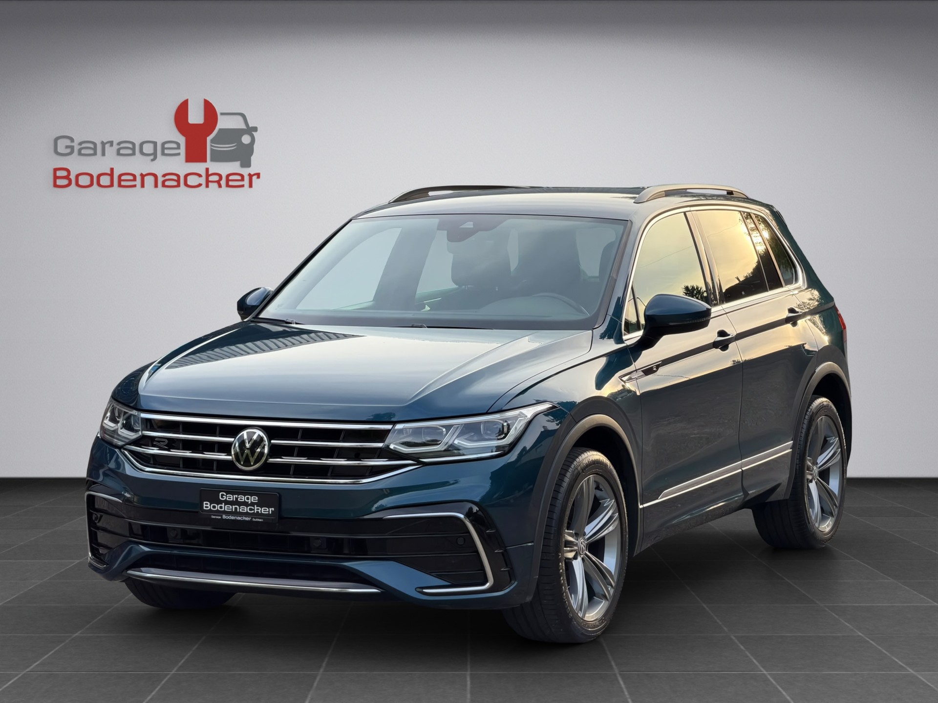 VW Tiguan 2.0 TDI SCR R-Line 4Motion DSG * Facelift * Diesel * AHK * R Sport Line *-image-1