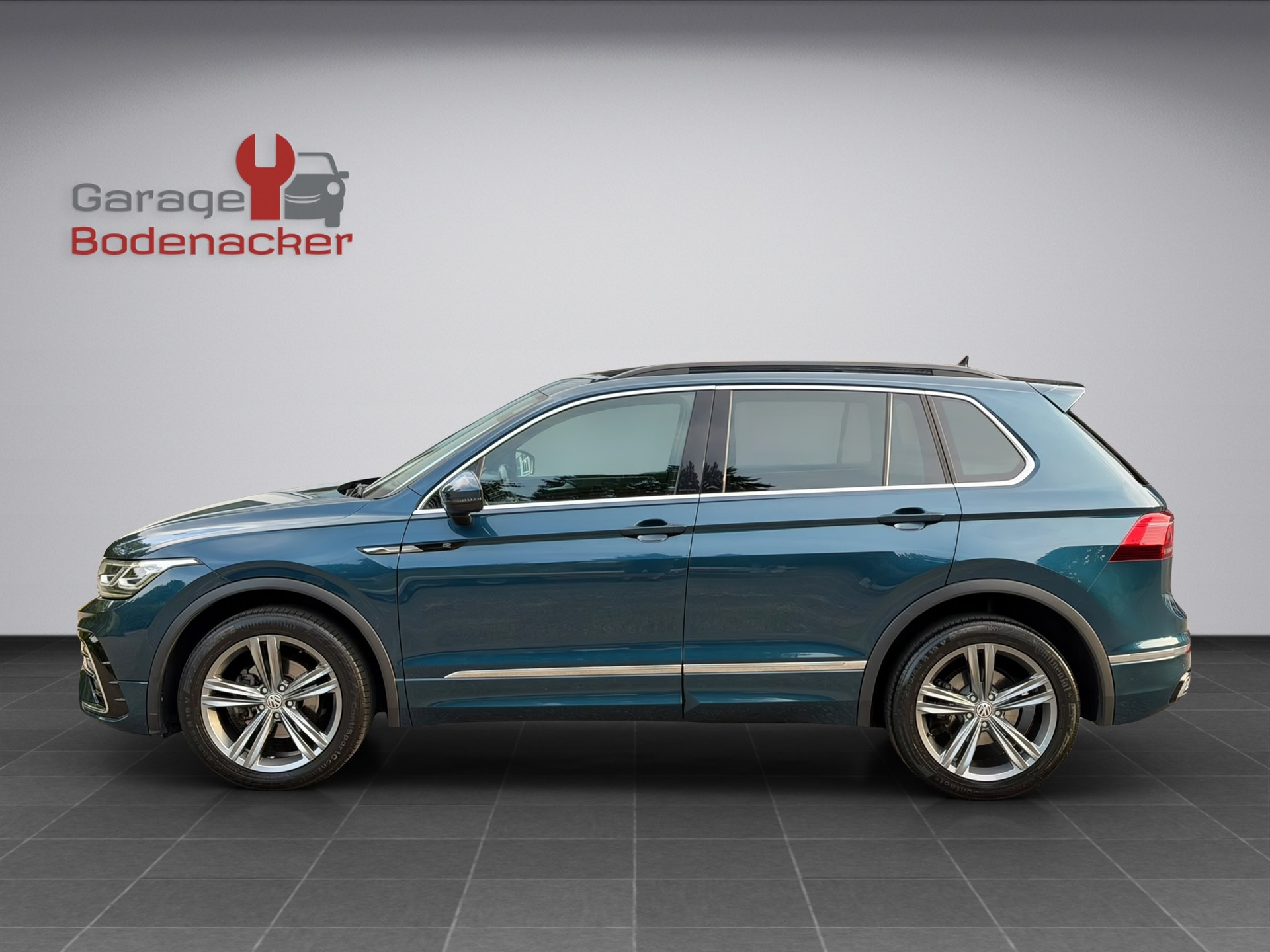 VW Tiguan 2.0 TDI SCR R-Line 4Motion DSG * Facelift * Diesel * AHK * R Sport Line *-image-2