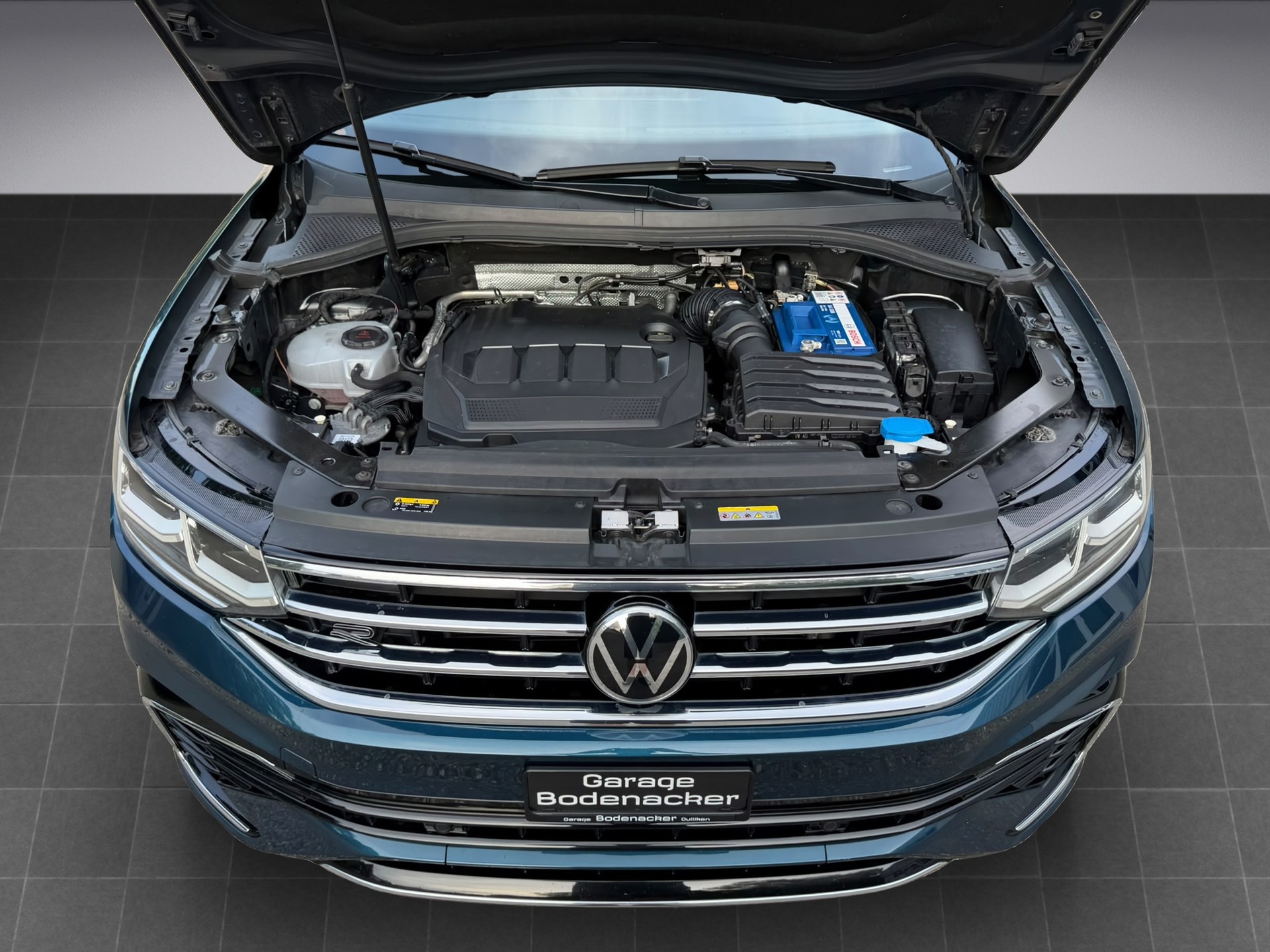VW Tiguan 2.0 TDI SCR R-Line 4Motion DSG * Facelift * Diesel * AHK * R Sport Line *-image-15