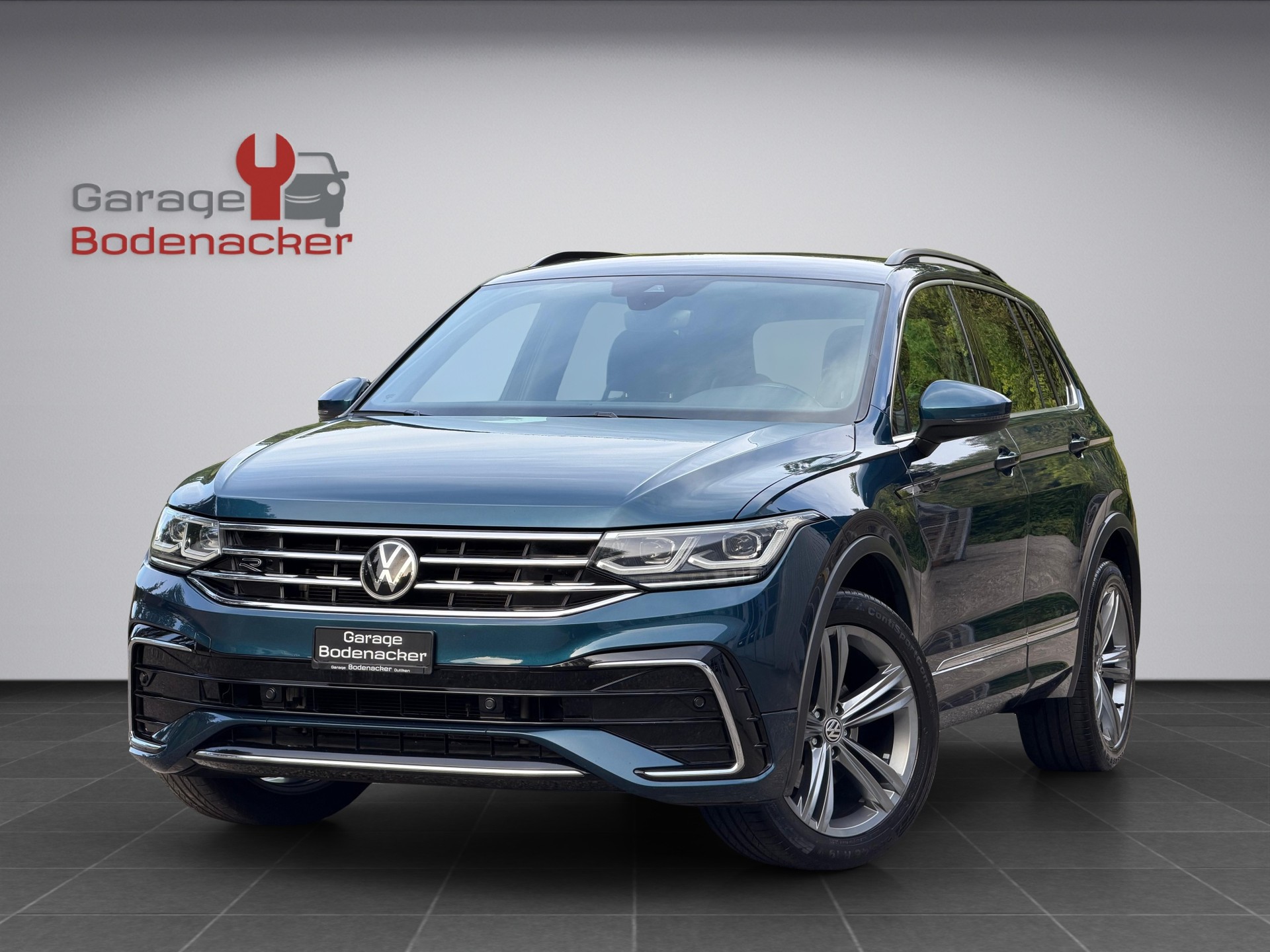 VW Tiguan 2.0 TDI SCR R-Line 4Motion DSG * Facelift * Diesel * AHK * R Sport Line *-image-0