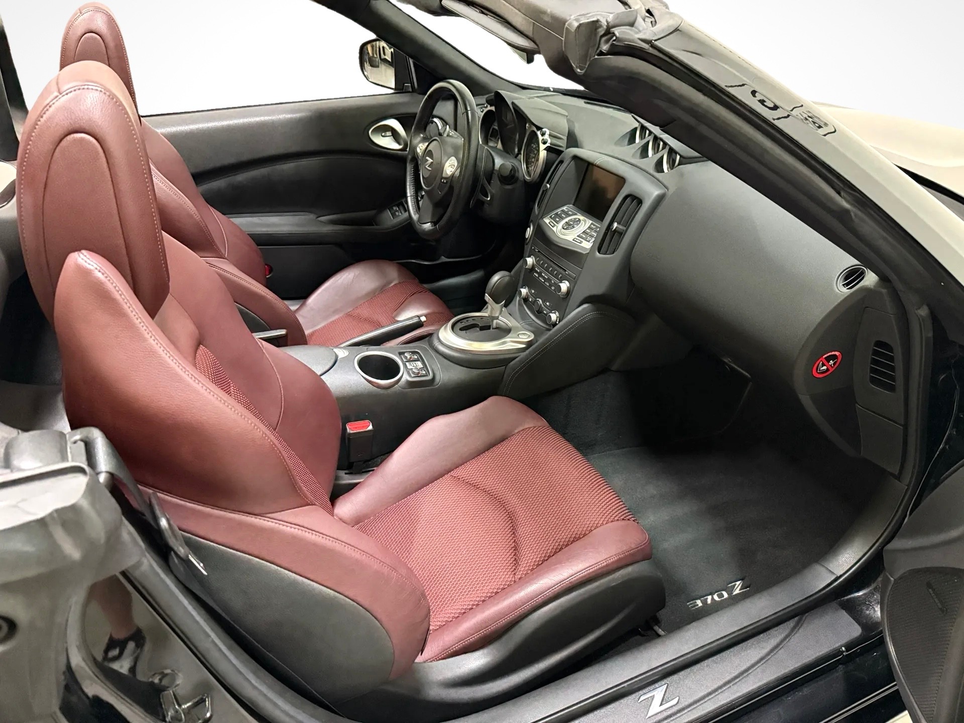 NISSAN Roadster-image-9