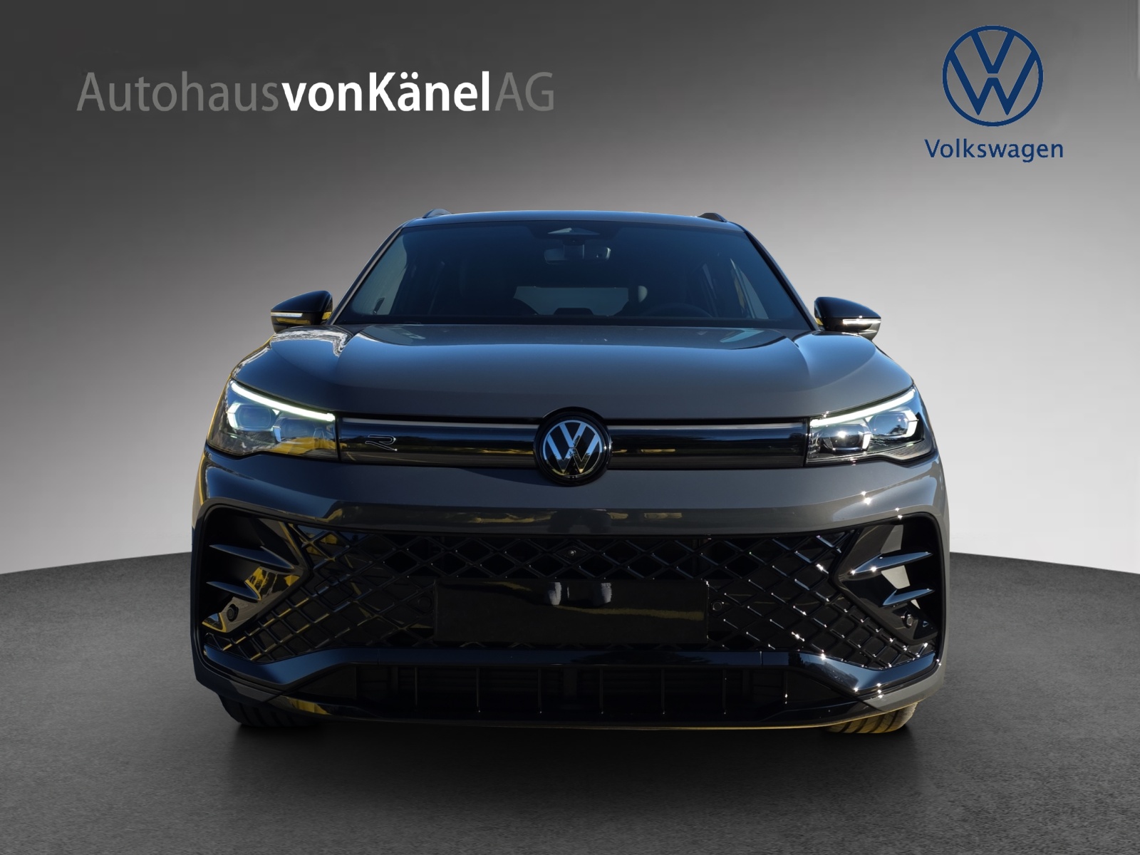 VW Tiguan 2.0 TSI DSG R-Line United 4Motion-showroom-element-3