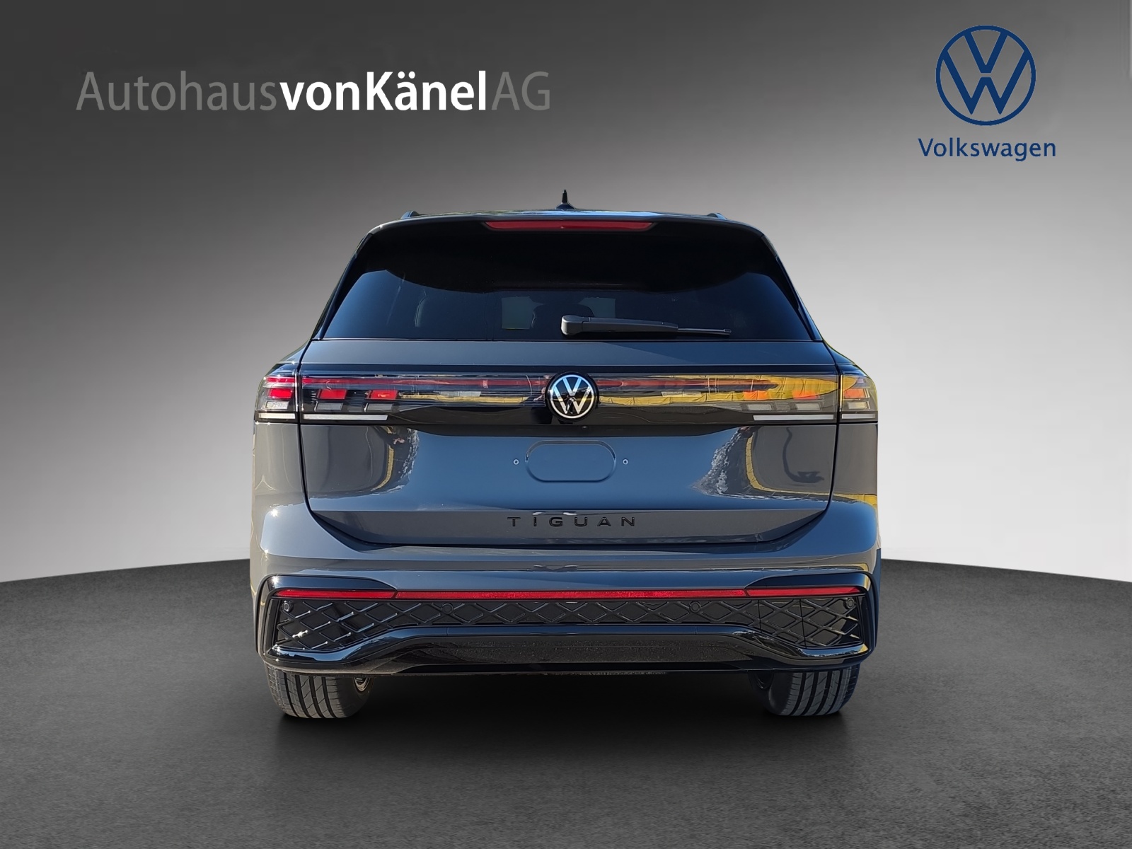 VW Tiguan 2.0 TSI DSG R-Line United 4Motion-image-4