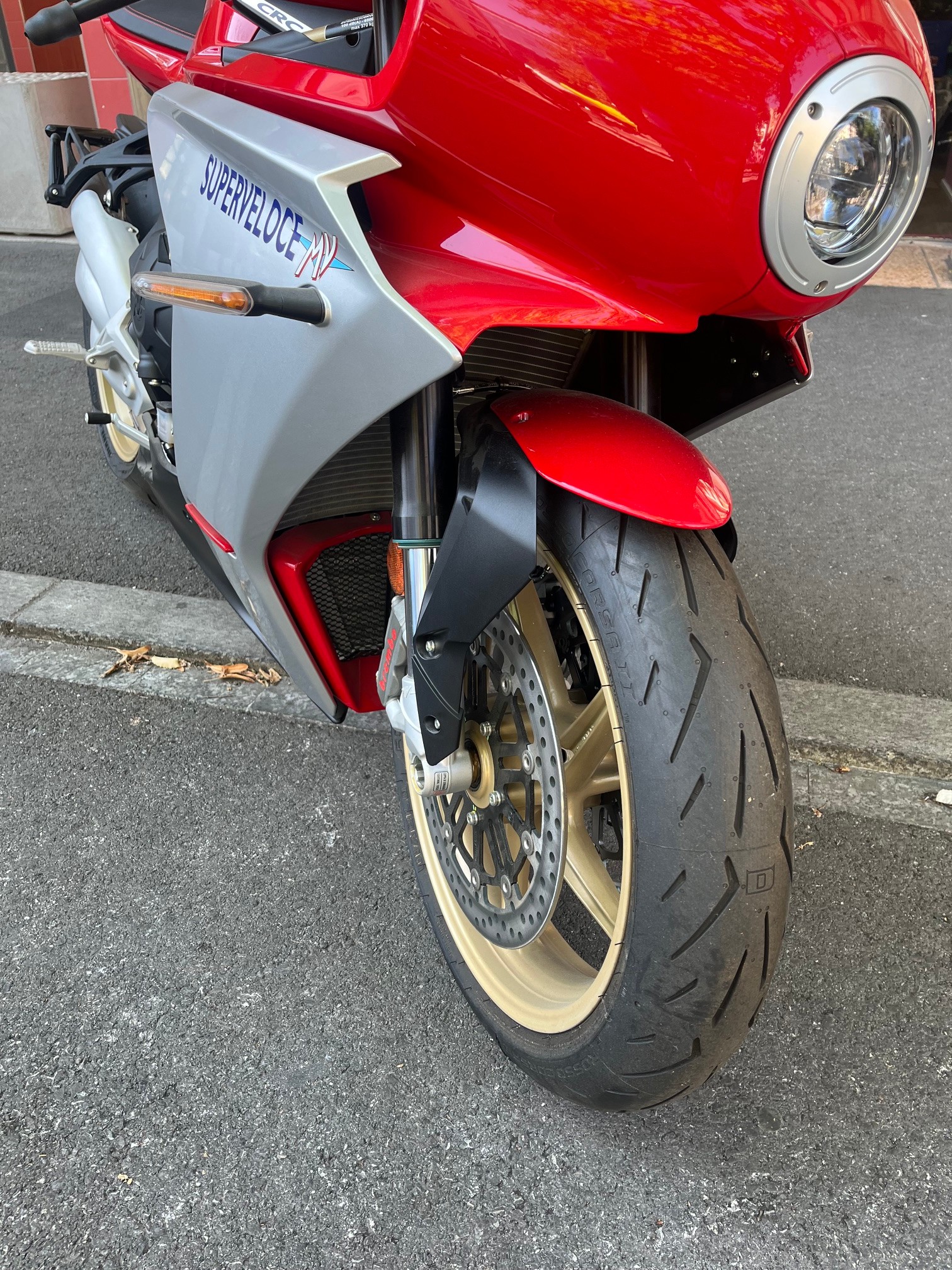 MV AGUSTA Superveloce 800-image-4